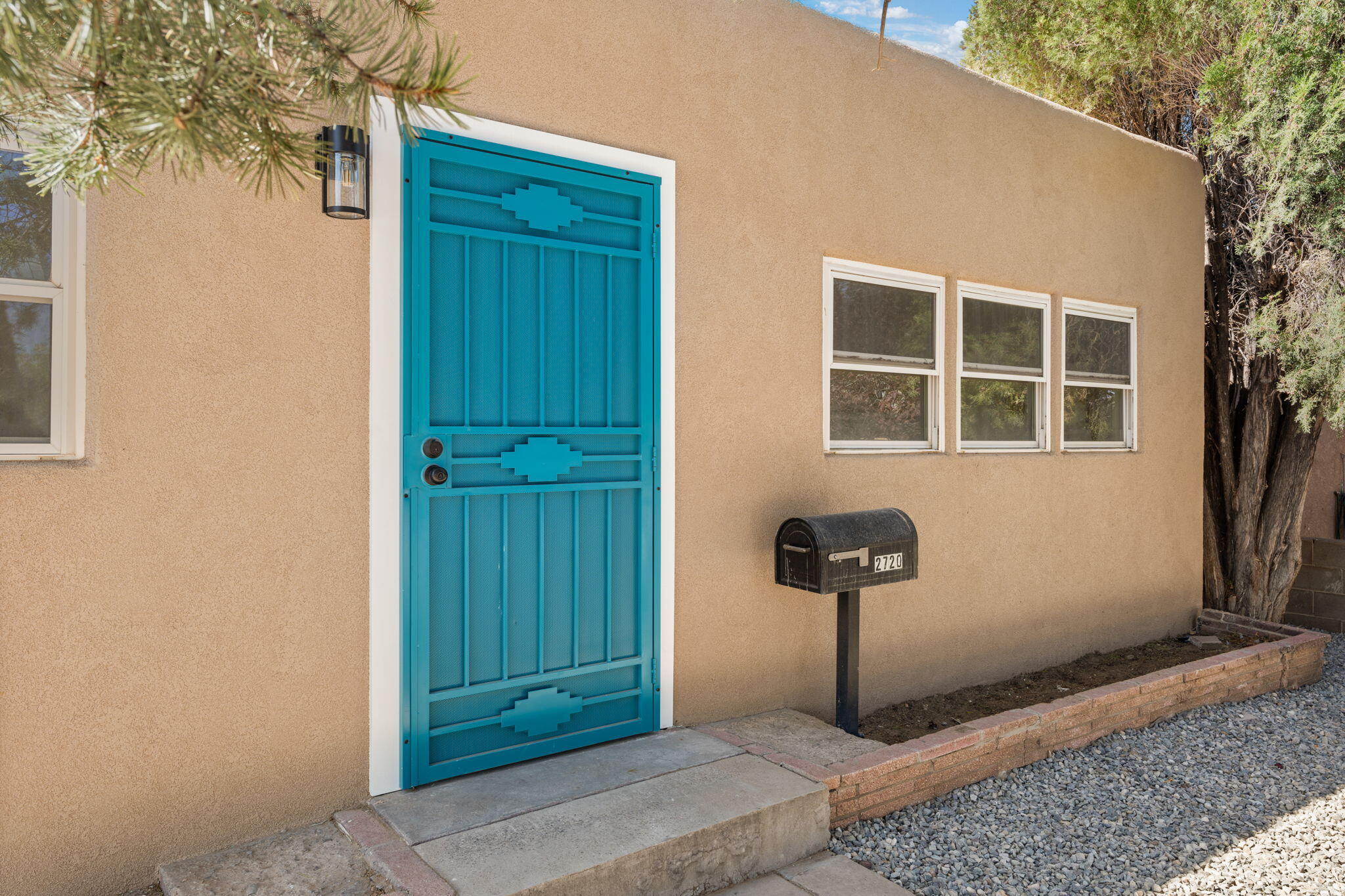 2720 KATHRYN Avenue SE