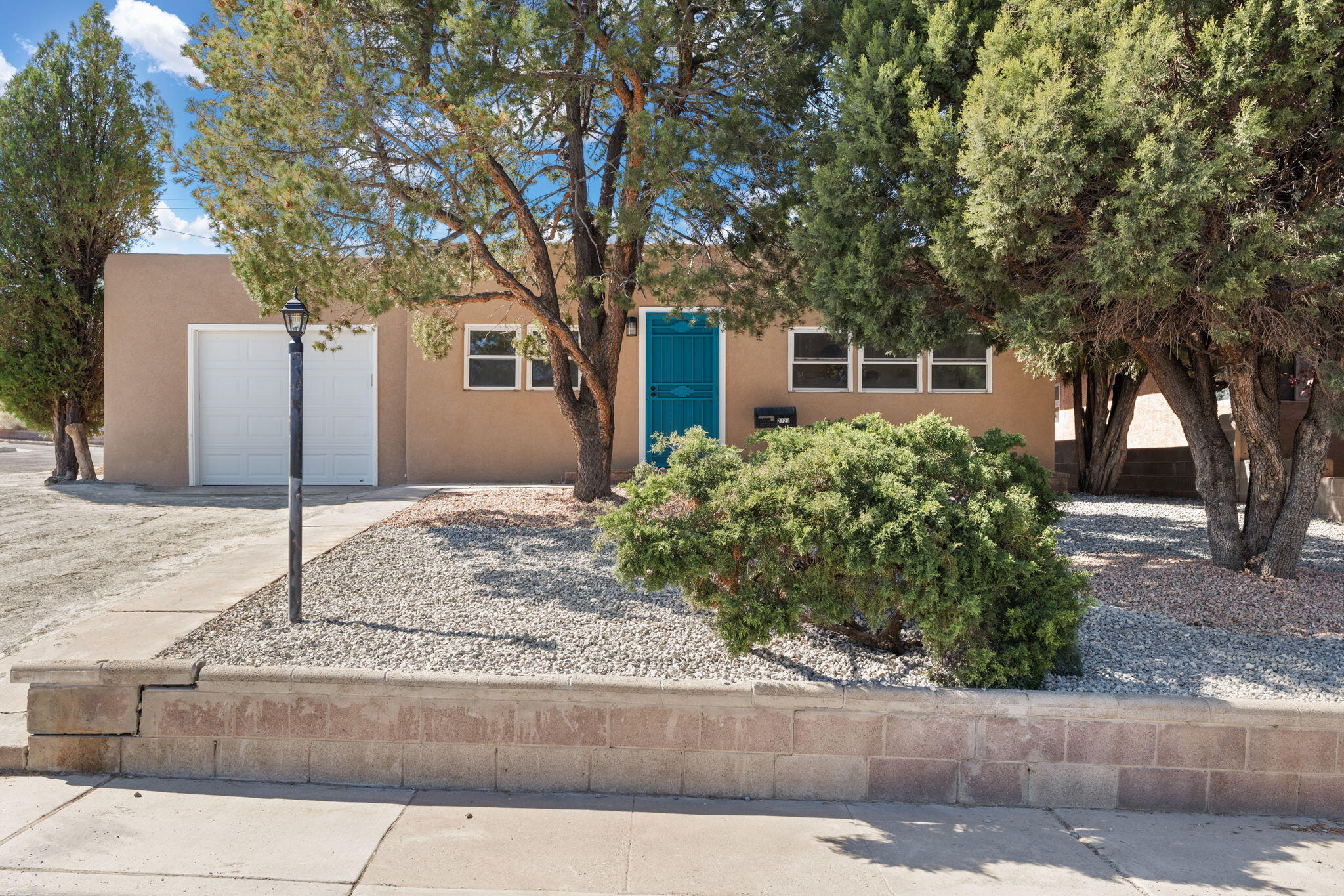 2720 KATHRYN Avenue SE