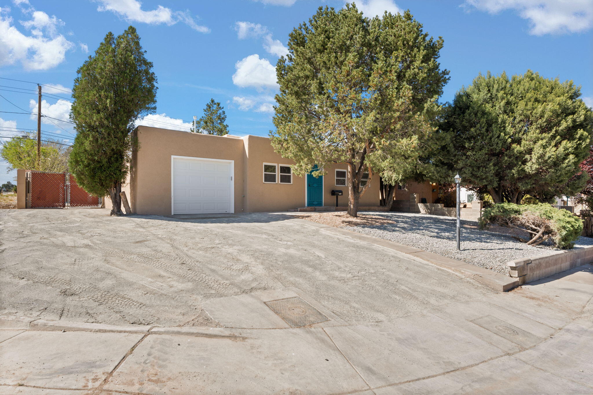 2720 KATHRYN Avenue SE