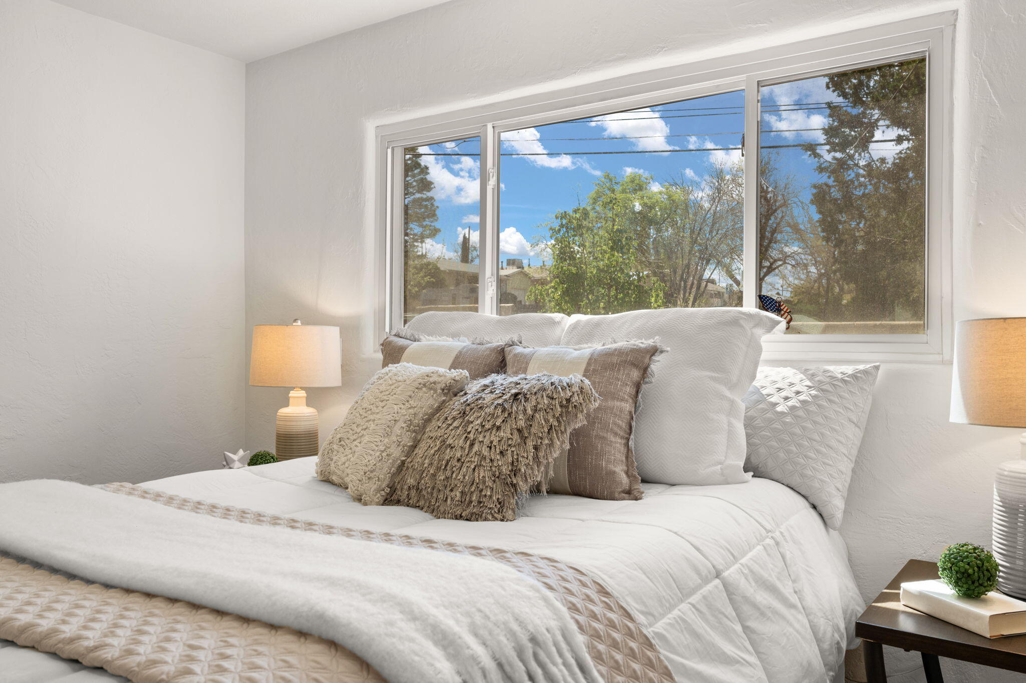 2720 KATHRYN Avenue SE