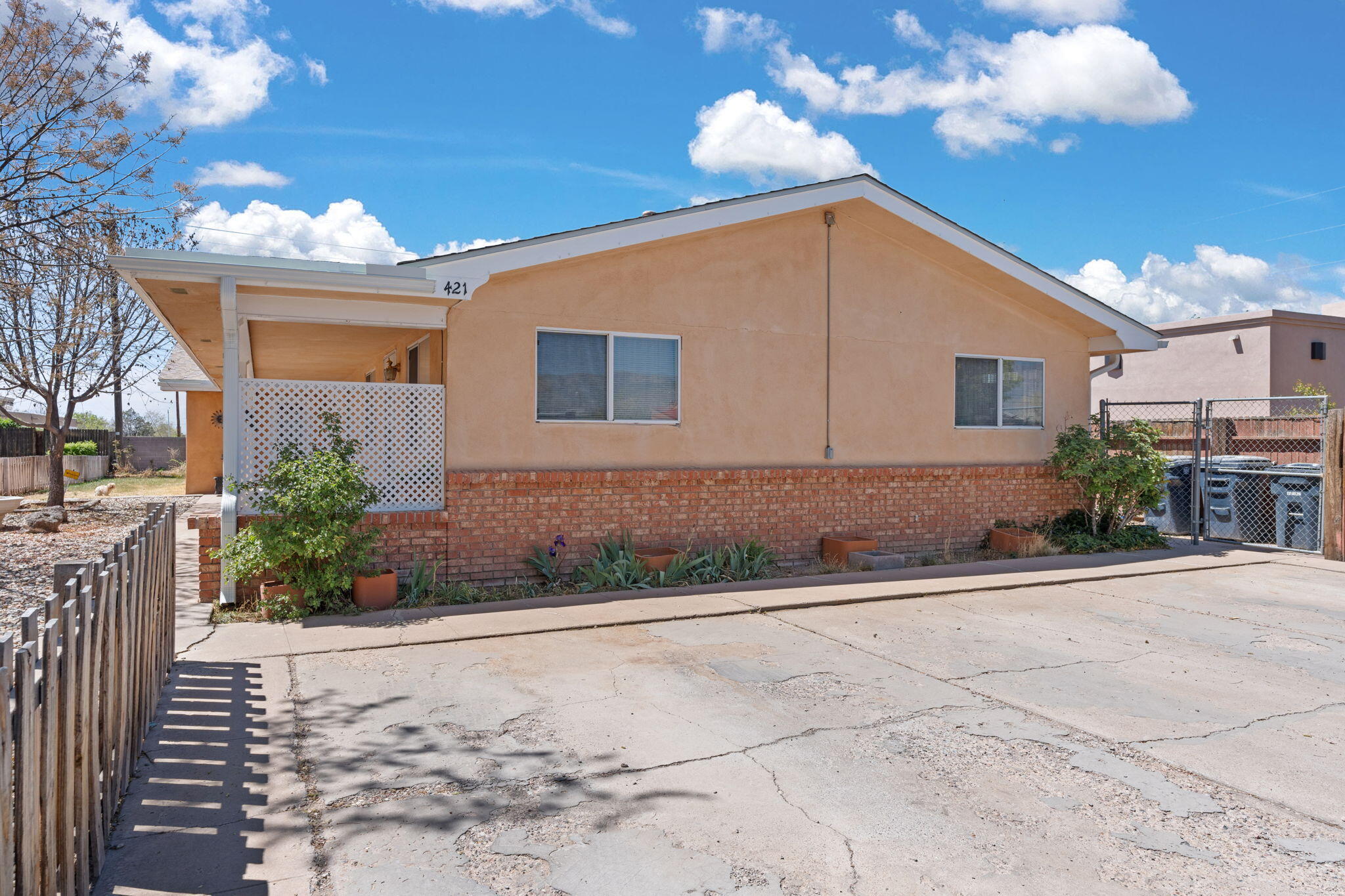 421 CALIFORNIA Street SE