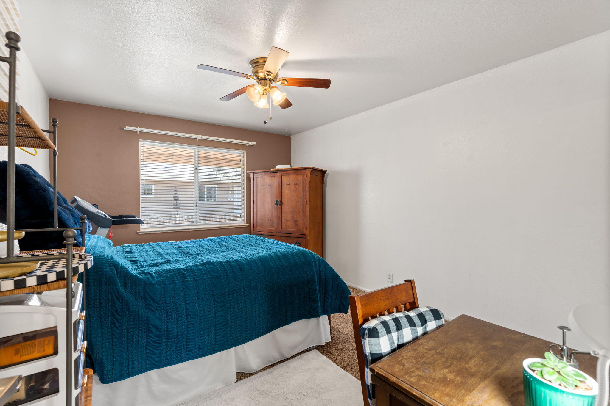 421 CALIFORNIA Street SE