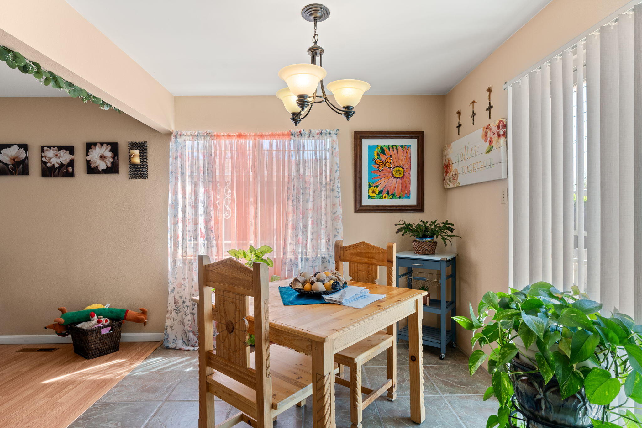 421 CALIFORNIA Street SE