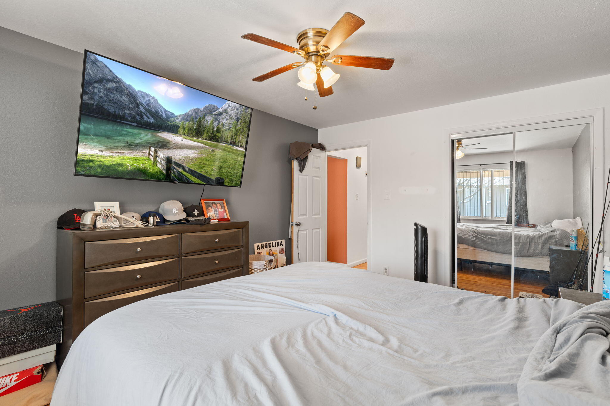 421 CALIFORNIA Street SE