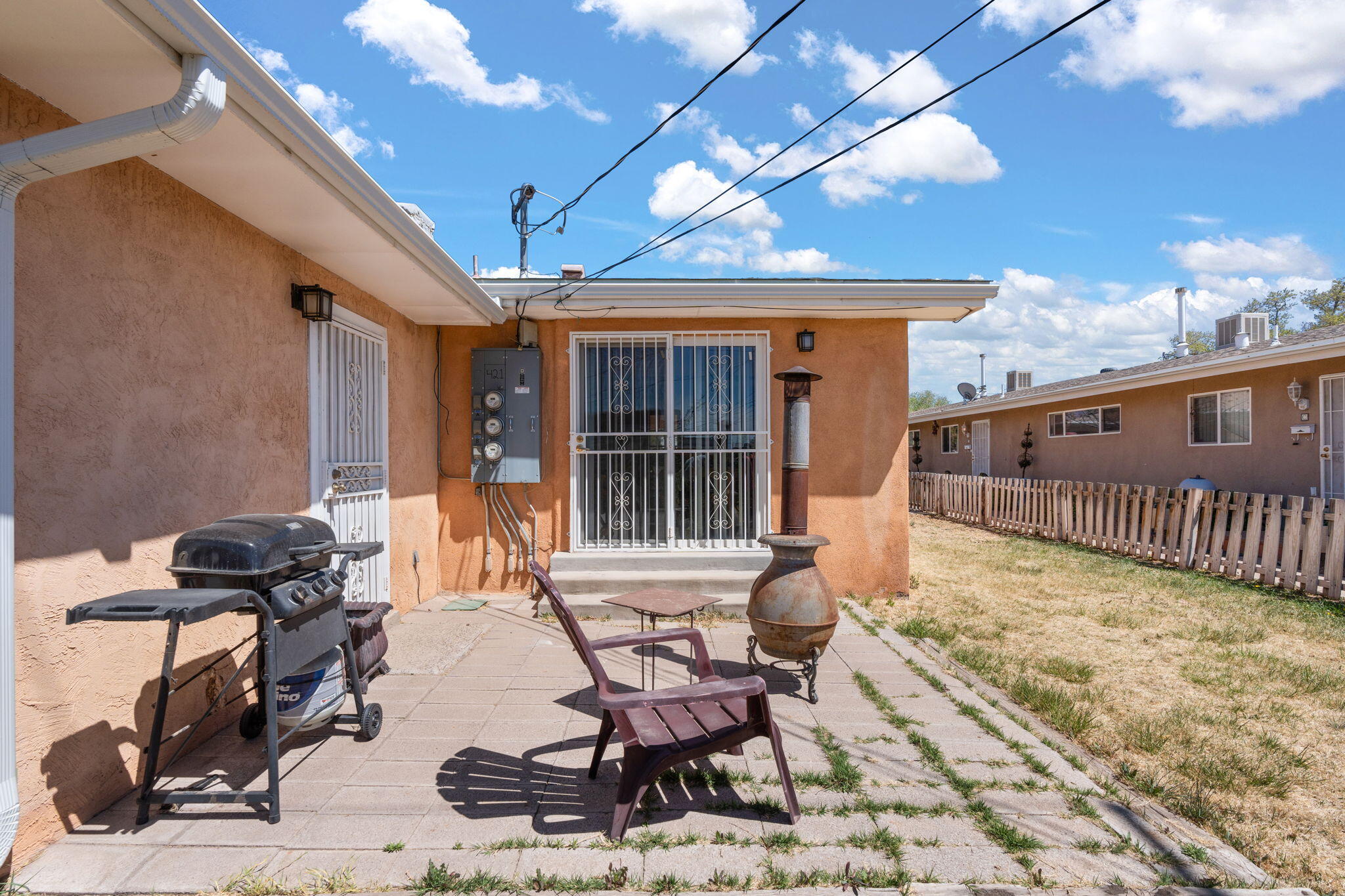 421 CALIFORNIA Street SE