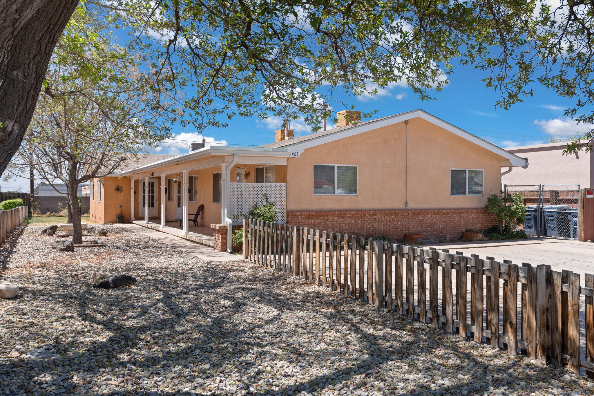 421 CALIFORNIA Street SE