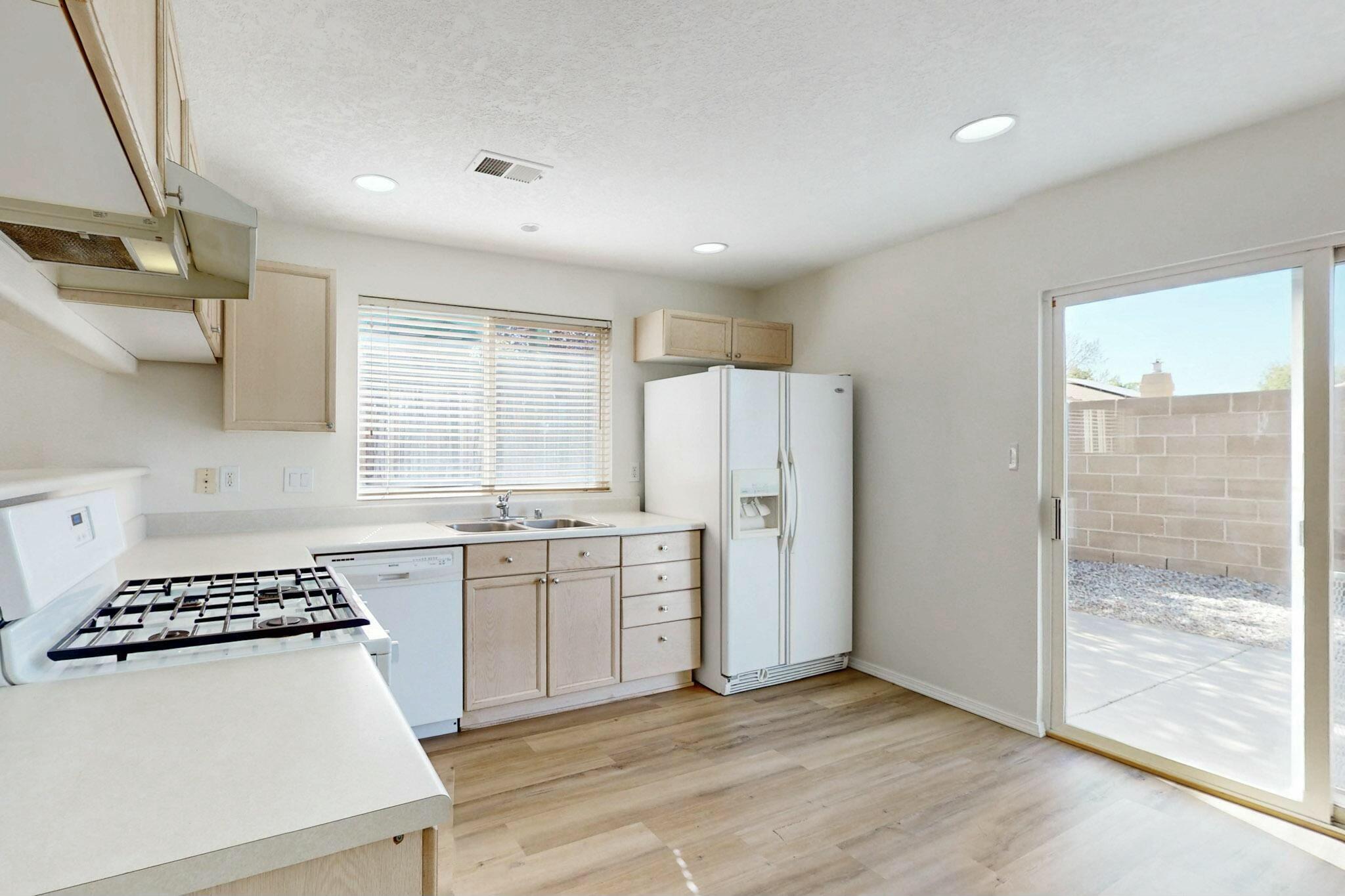 7120 Aquamarine Road NE