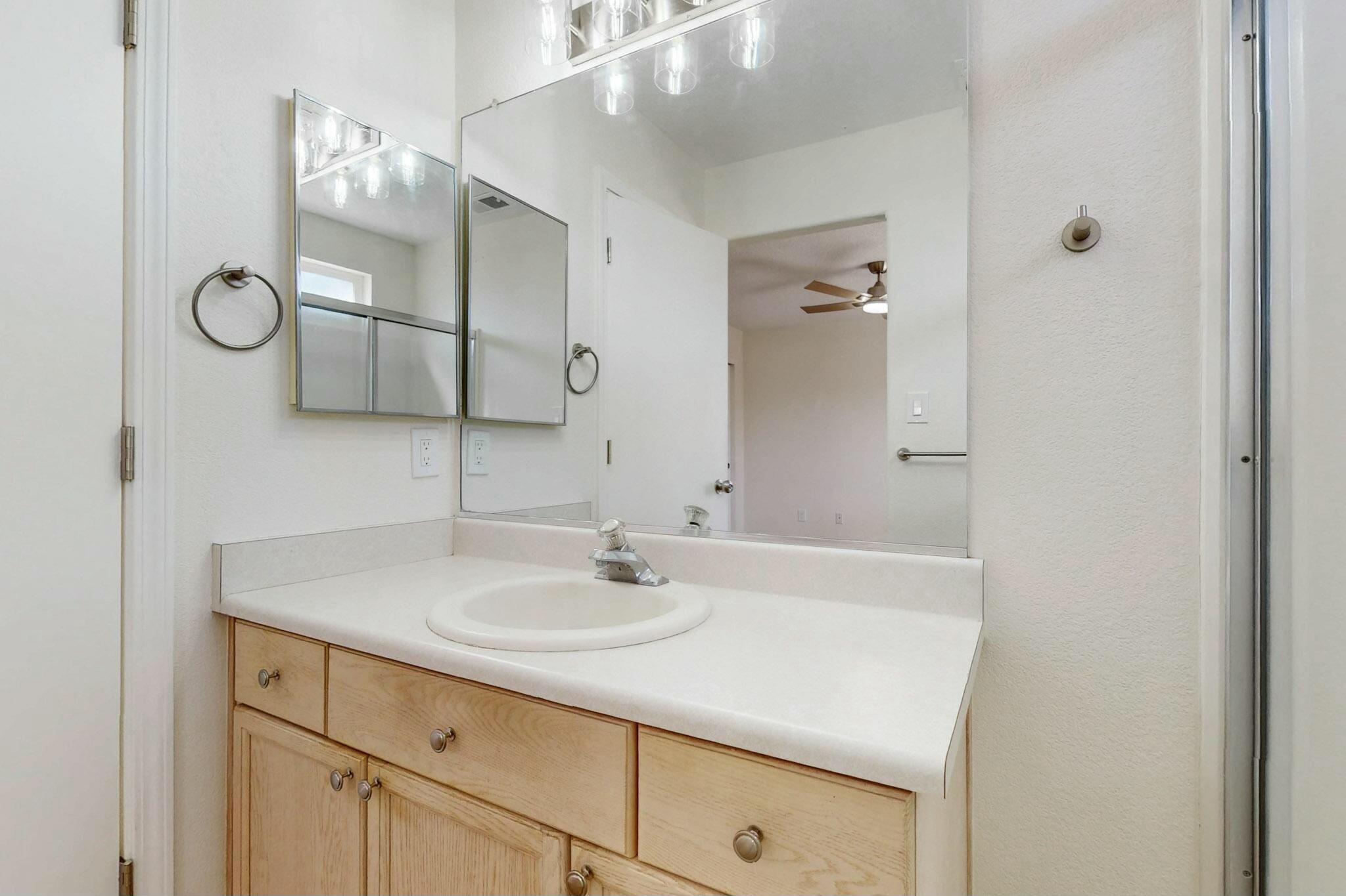 7120 Aquamarine Road NE