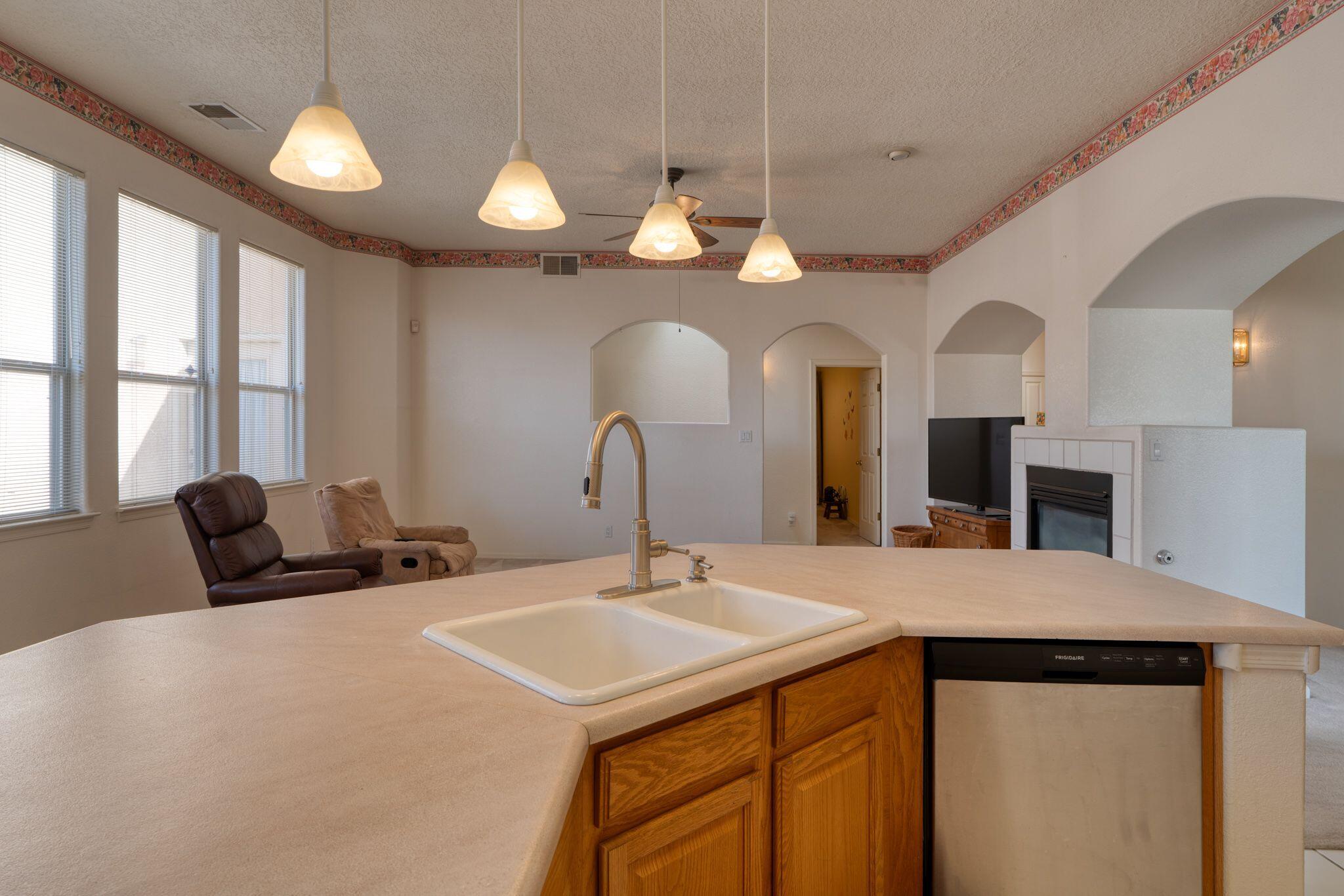 4319 RANCHO REDONDO NW