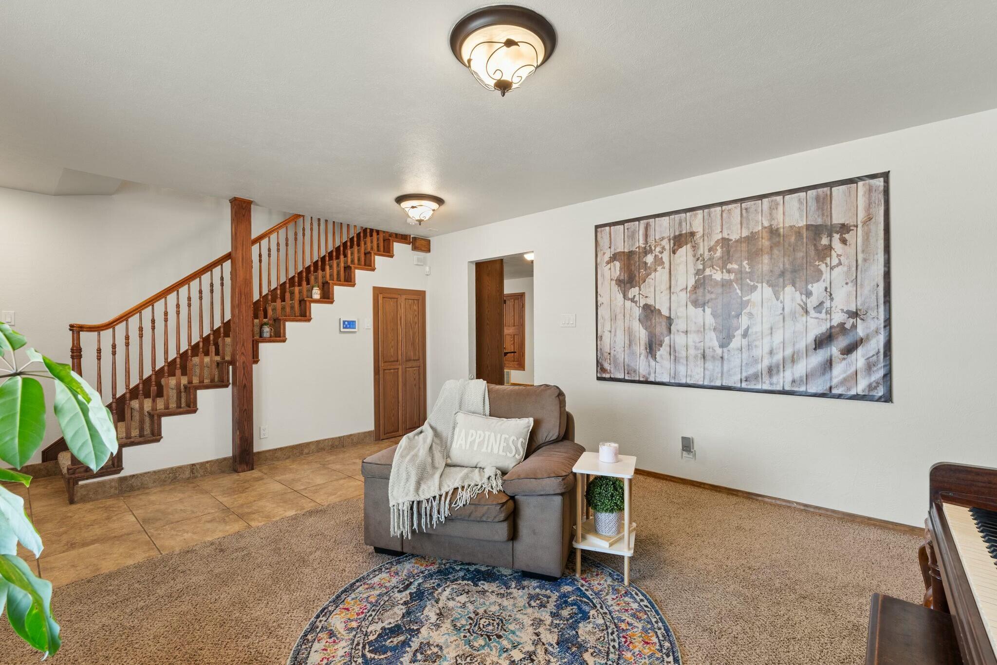 1212 KENTUCKY Street NE