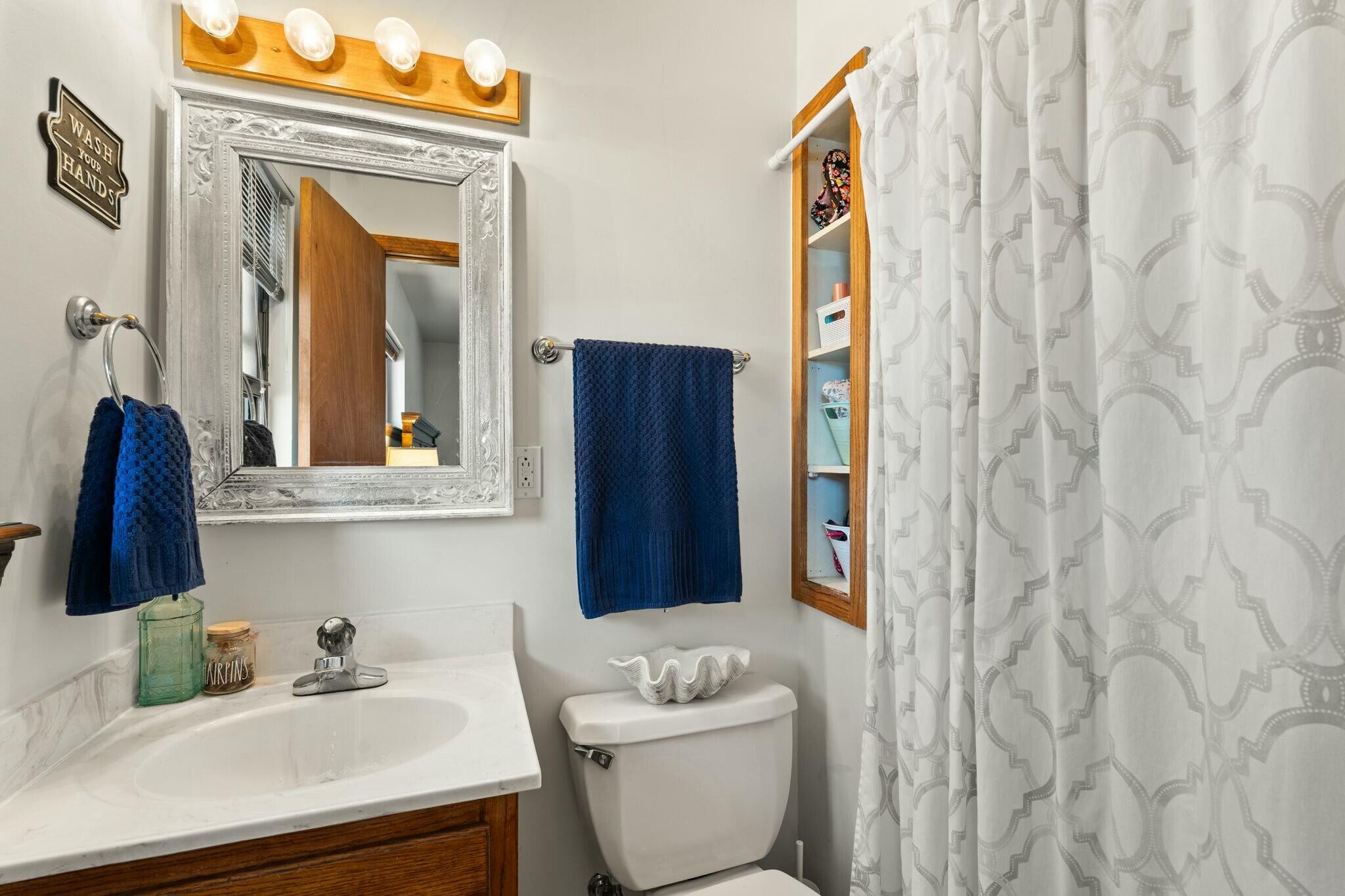 1212 KENTUCKY Street NE