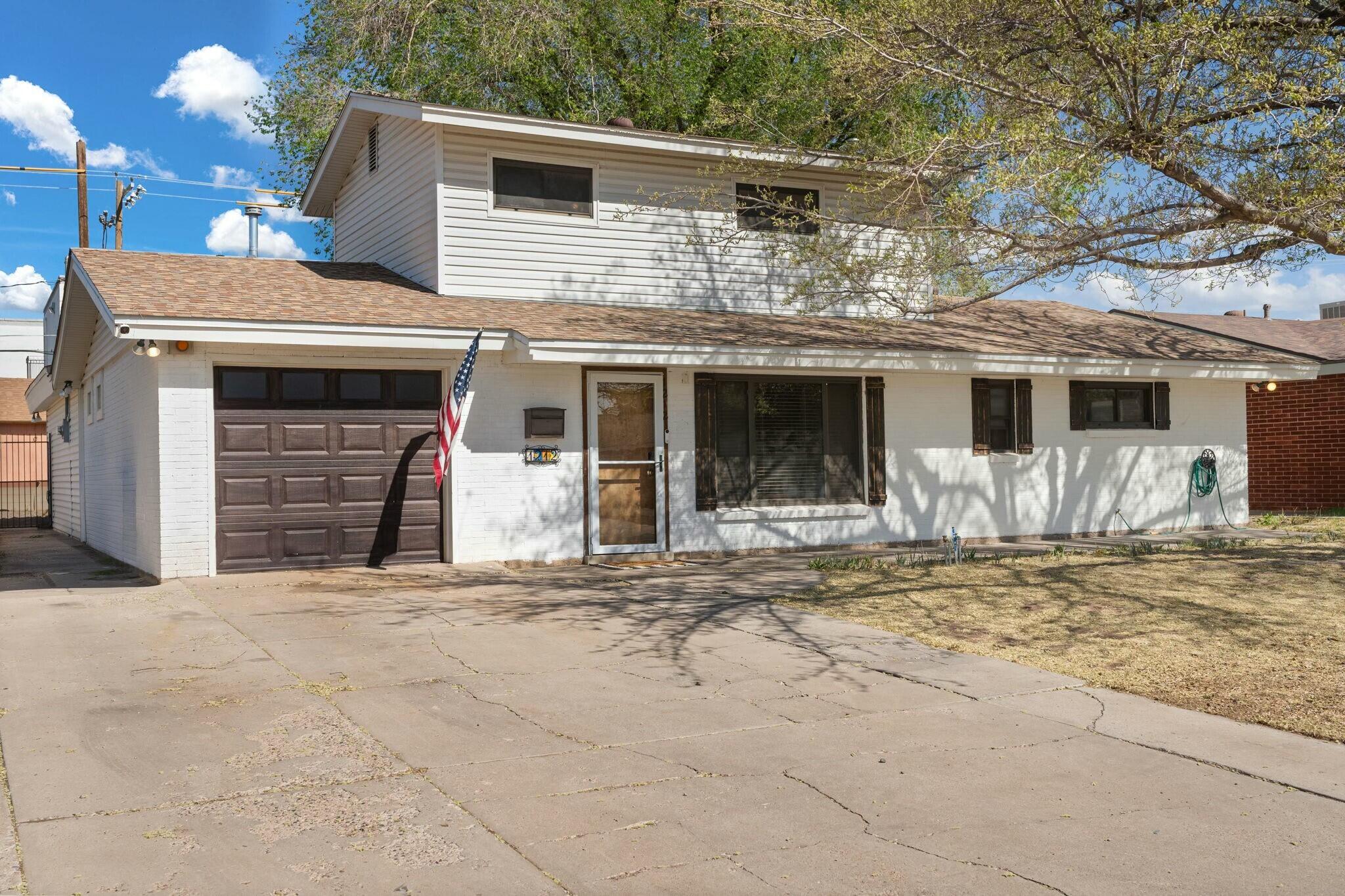 1212 KENTUCKY Street NE