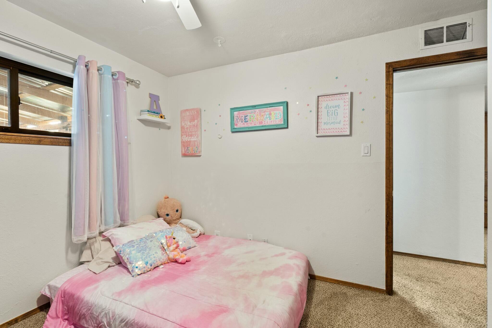 1212 KENTUCKY Street NE