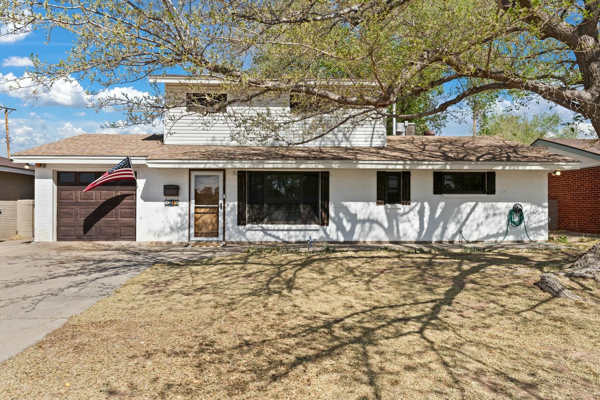 1212 KENTUCKY Street NE