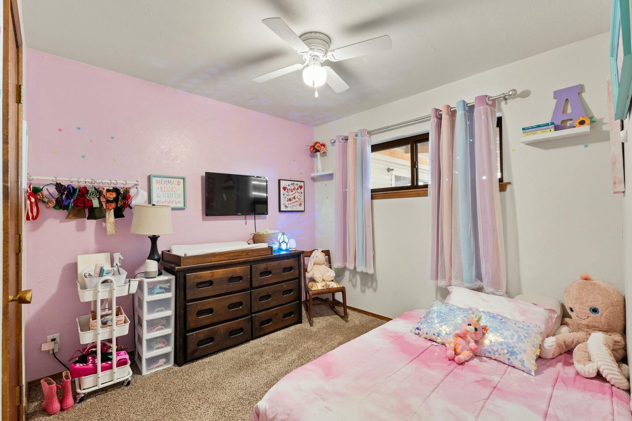 1212 KENTUCKY Street NE