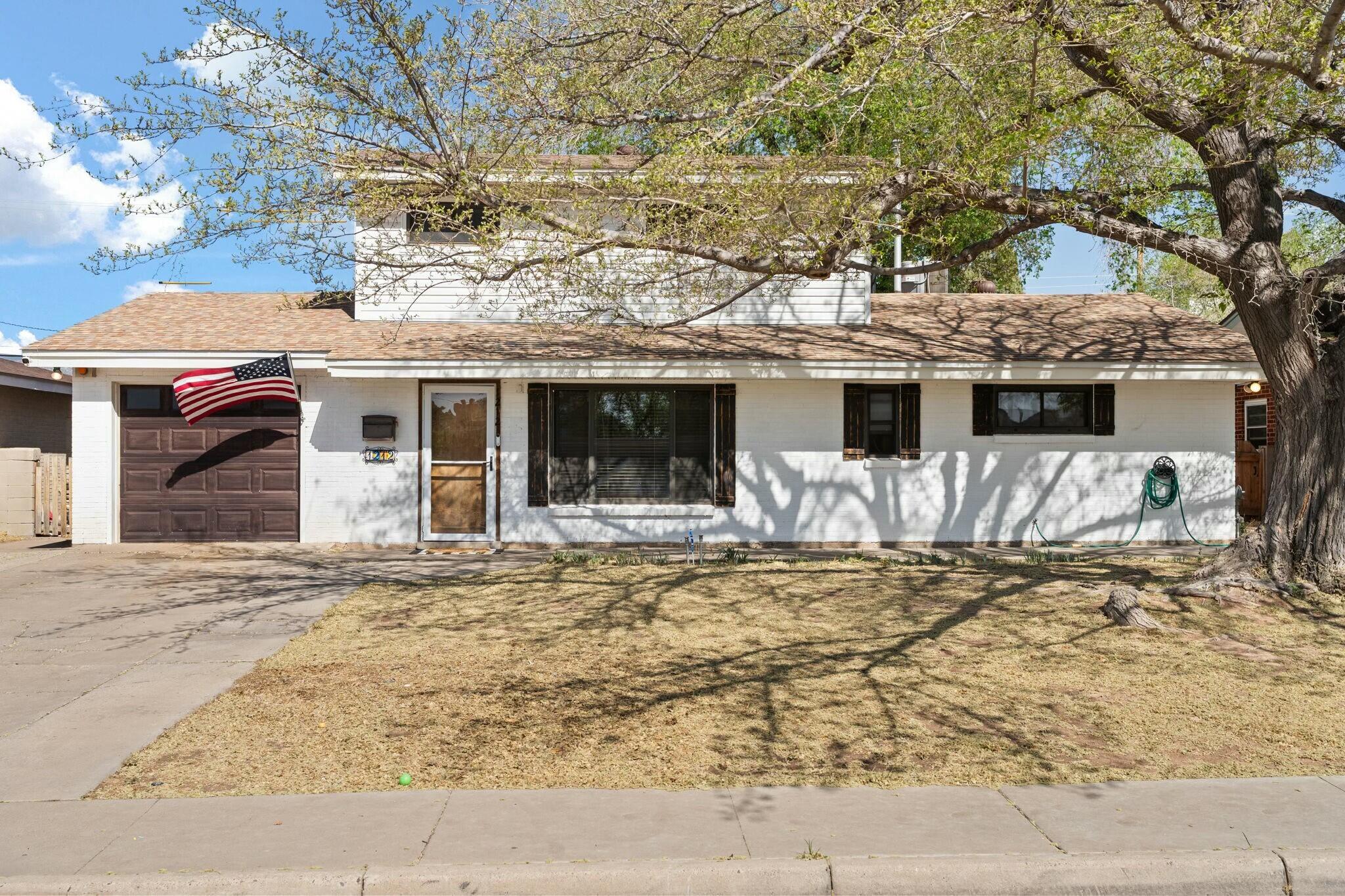 1212 KENTUCKY Street NE