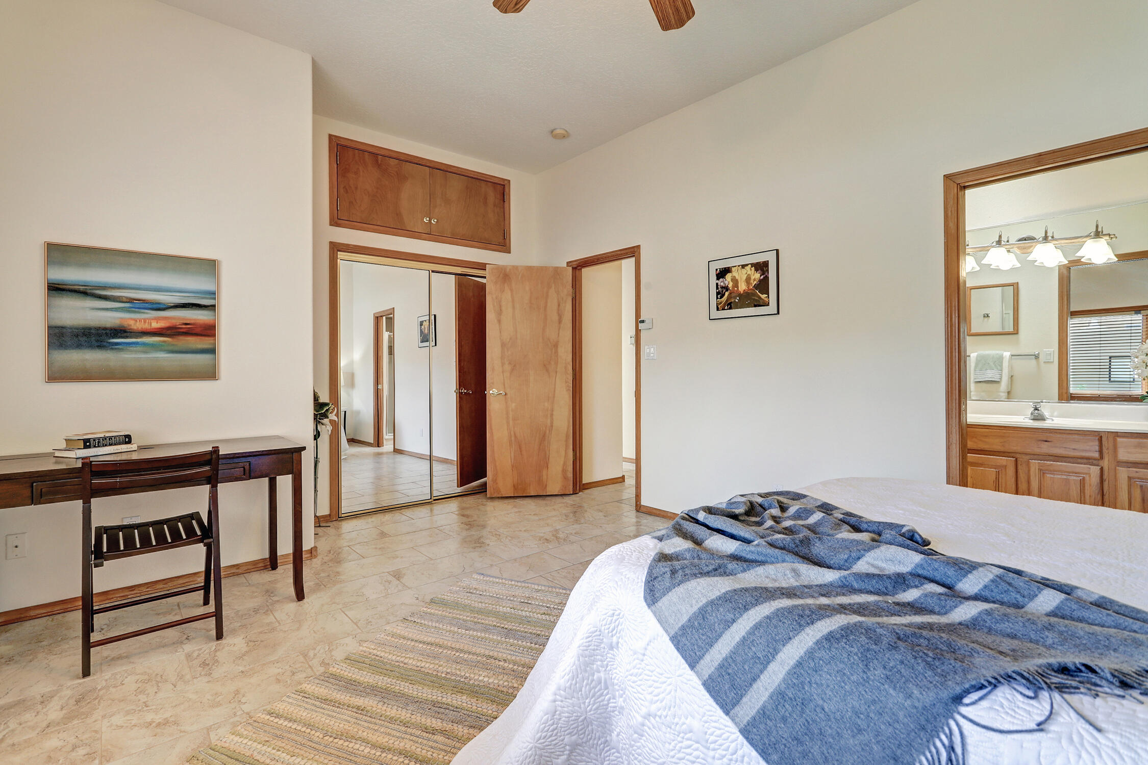 3017 CALLE DEL BOSQUE NW