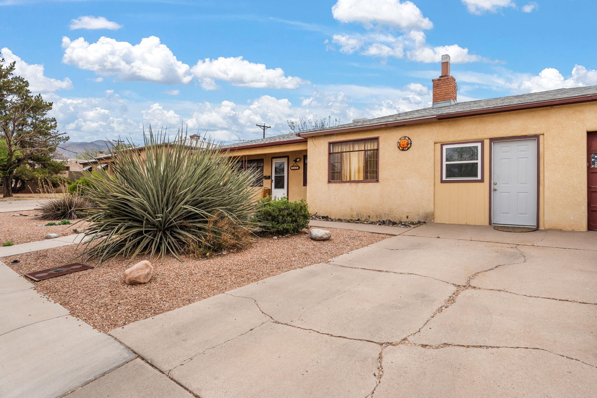 9628 EUCLID Avenue NE