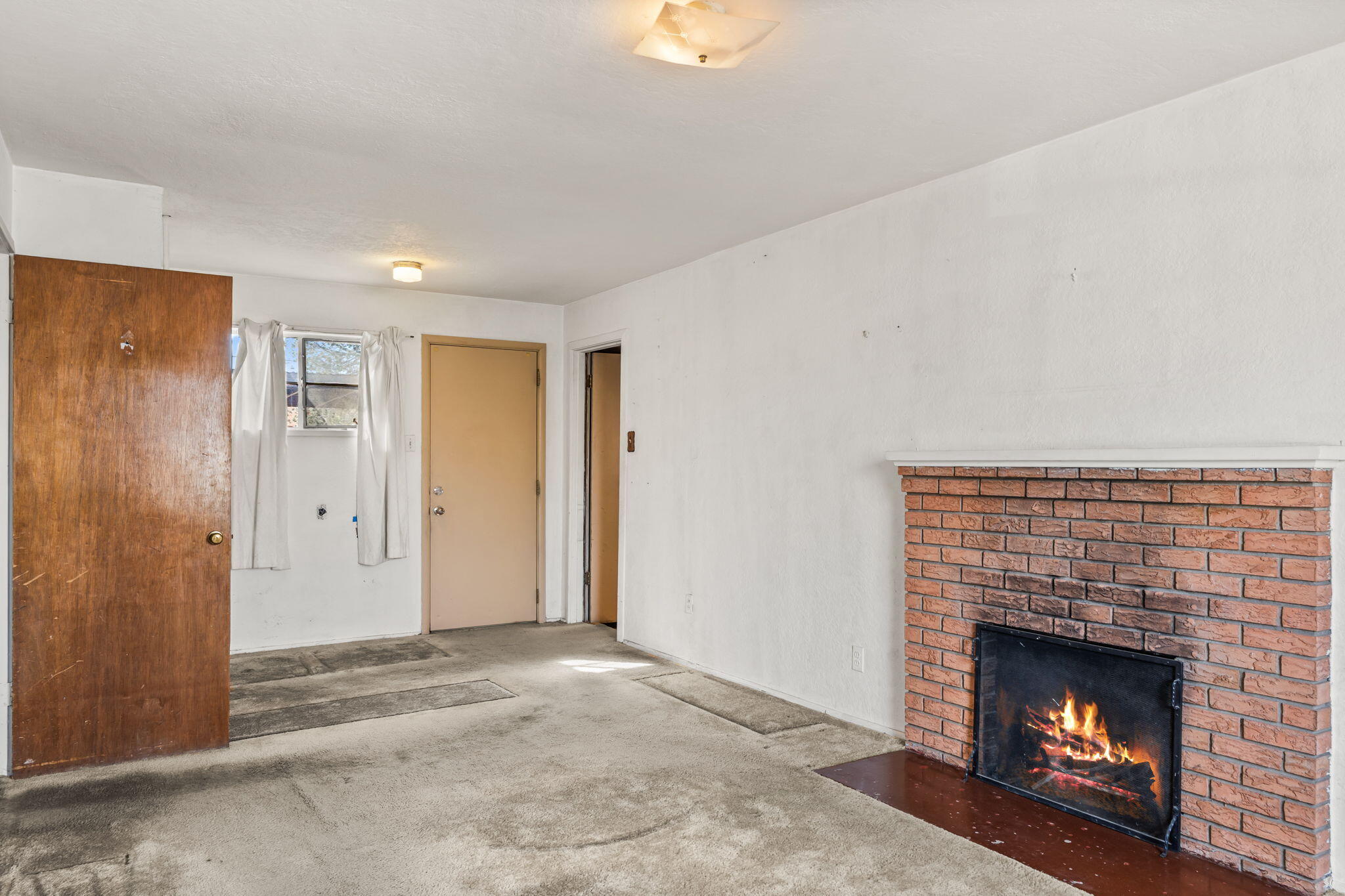 9628 EUCLID Avenue NE