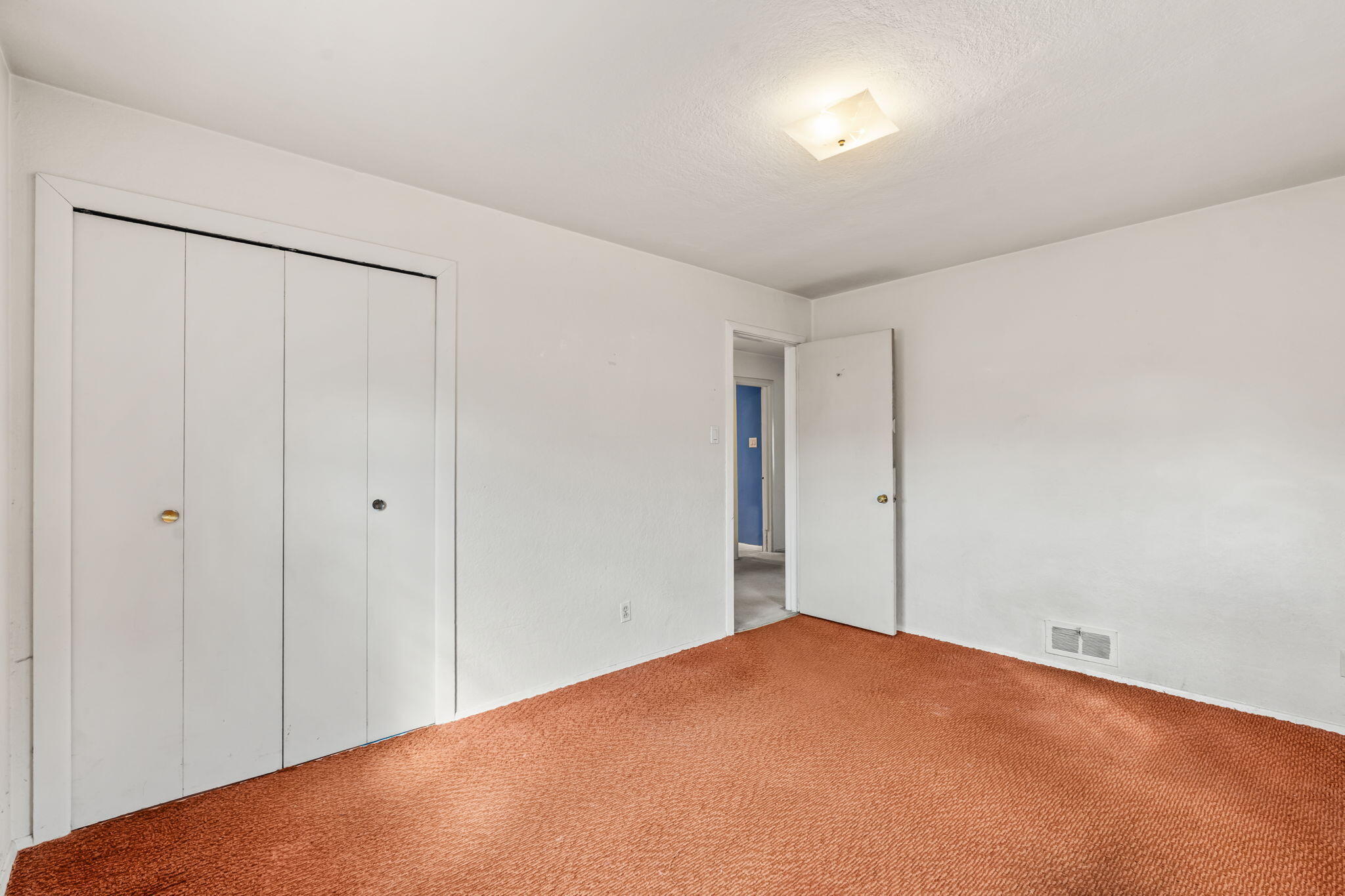 9628 EUCLID Avenue NE