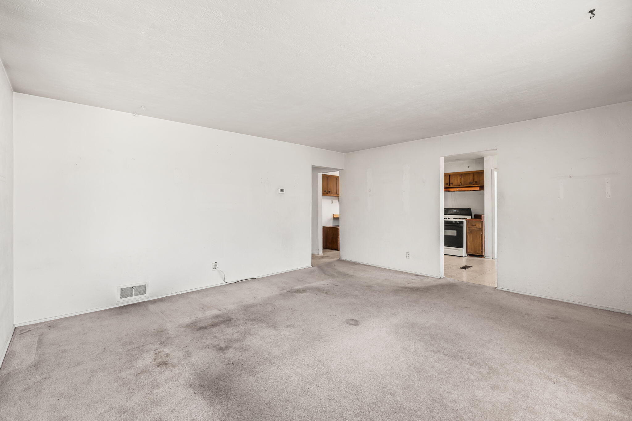 9628 EUCLID Avenue NE