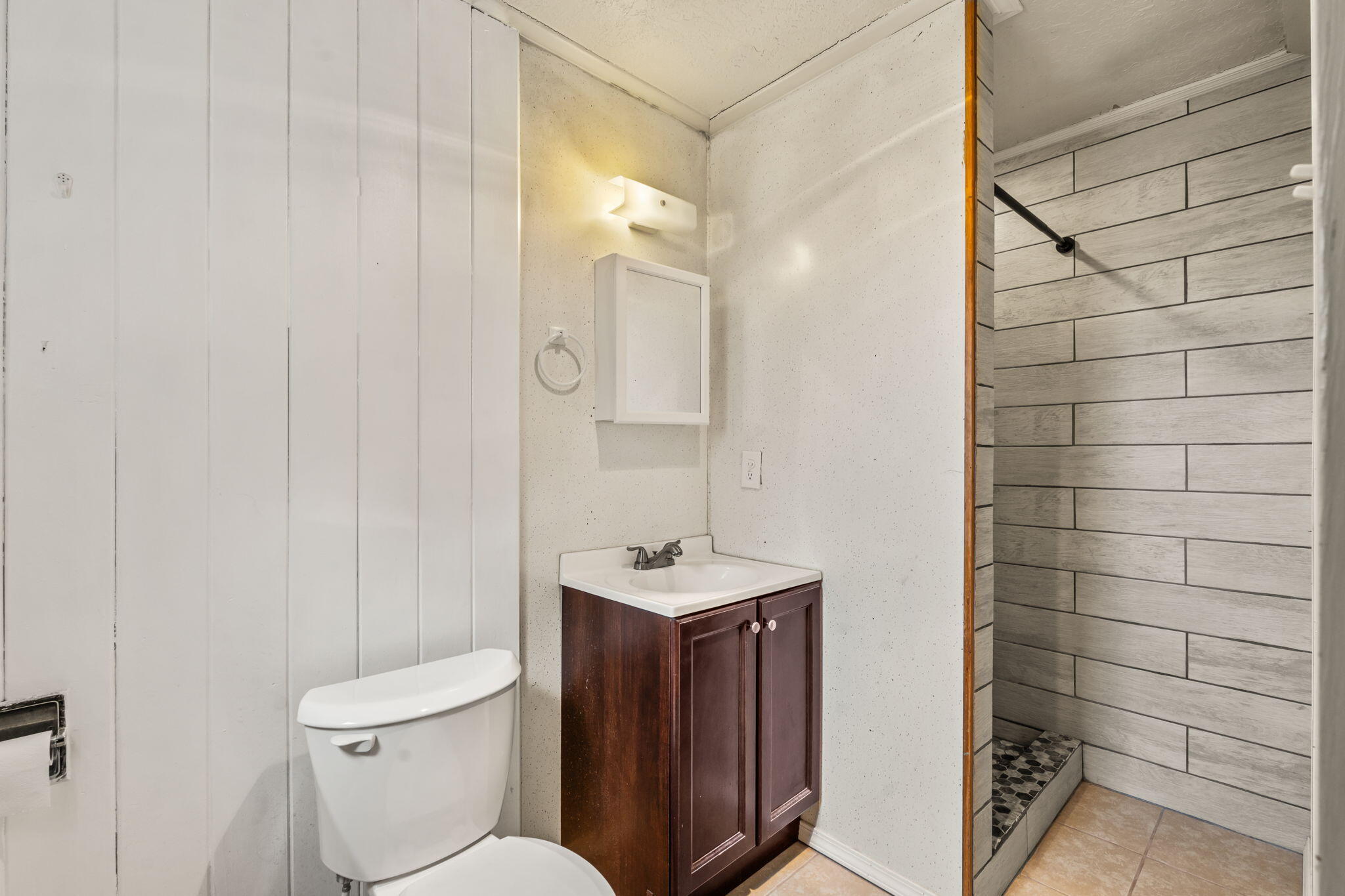 9628 EUCLID Avenue NE