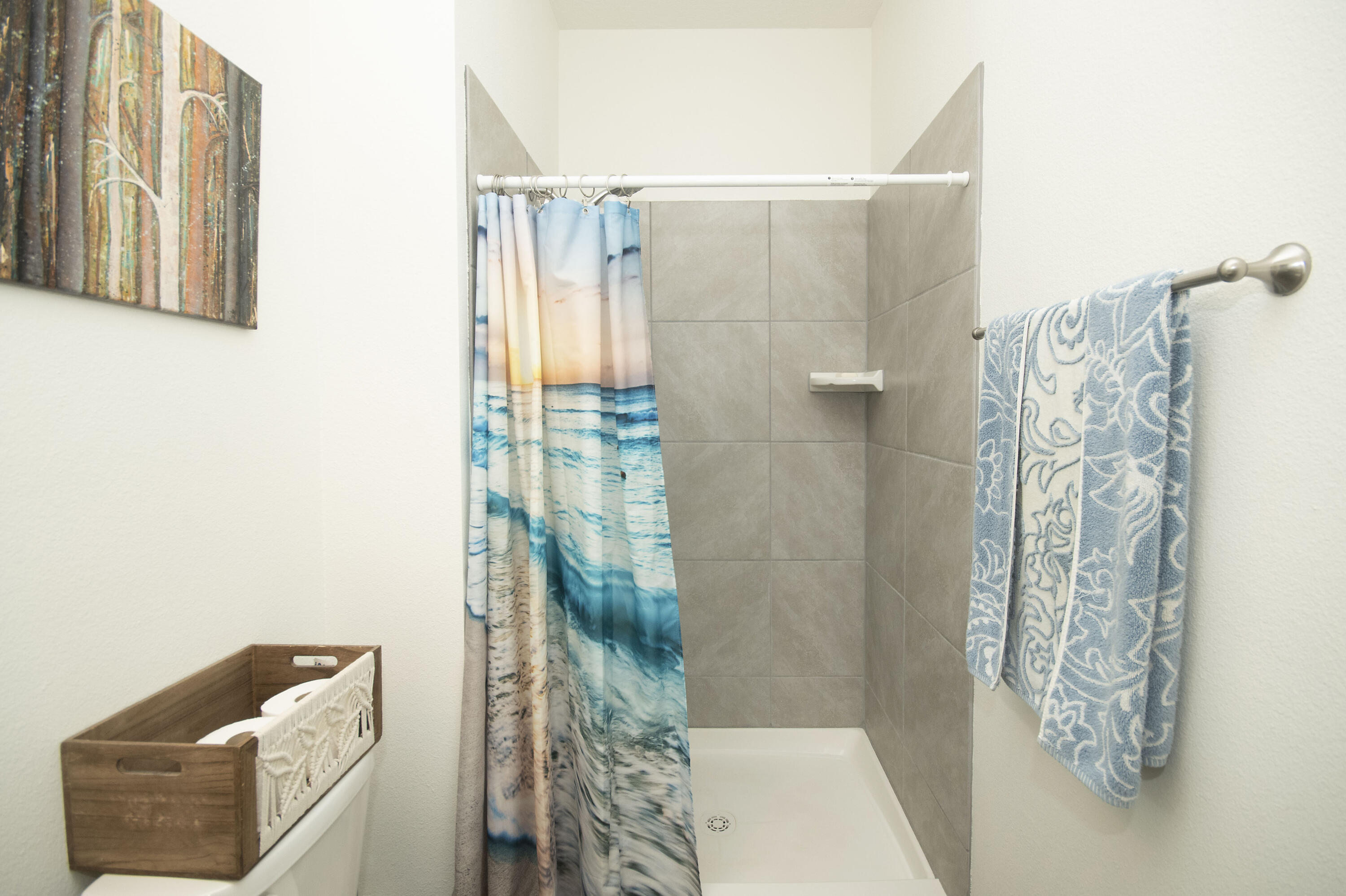 3687 Gannett Drive NE