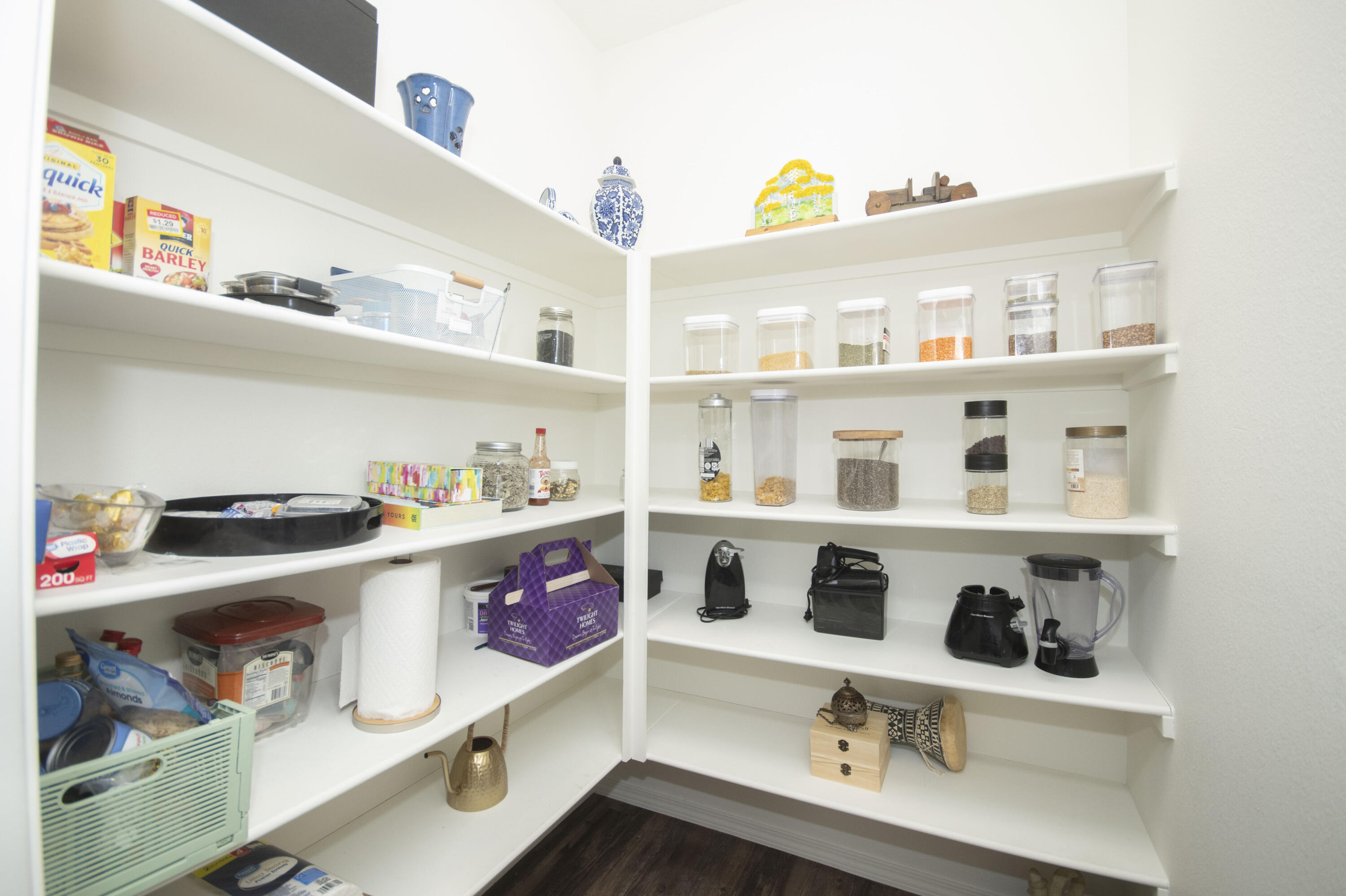 3687 Gannett Drive NE