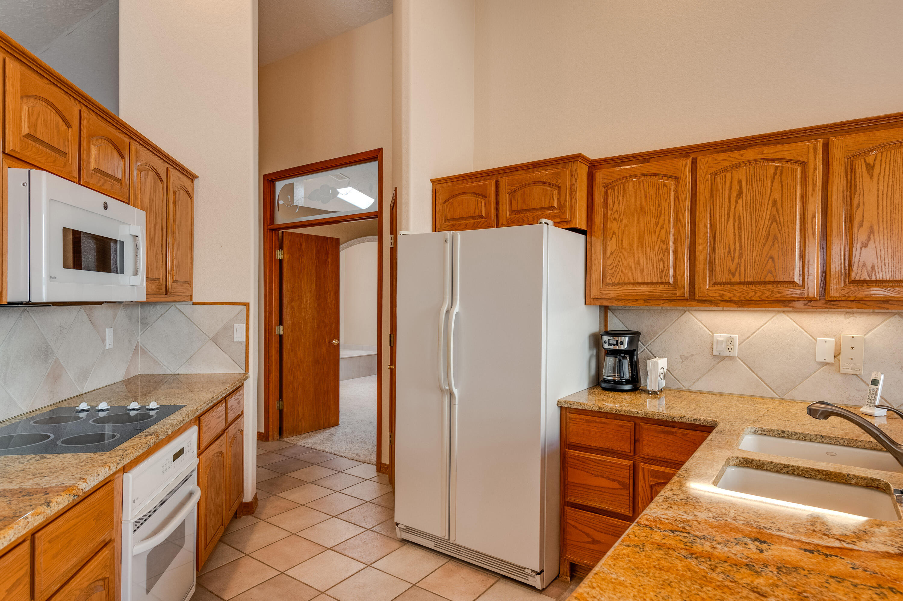 4924 SKYLINE VIEW Court NE