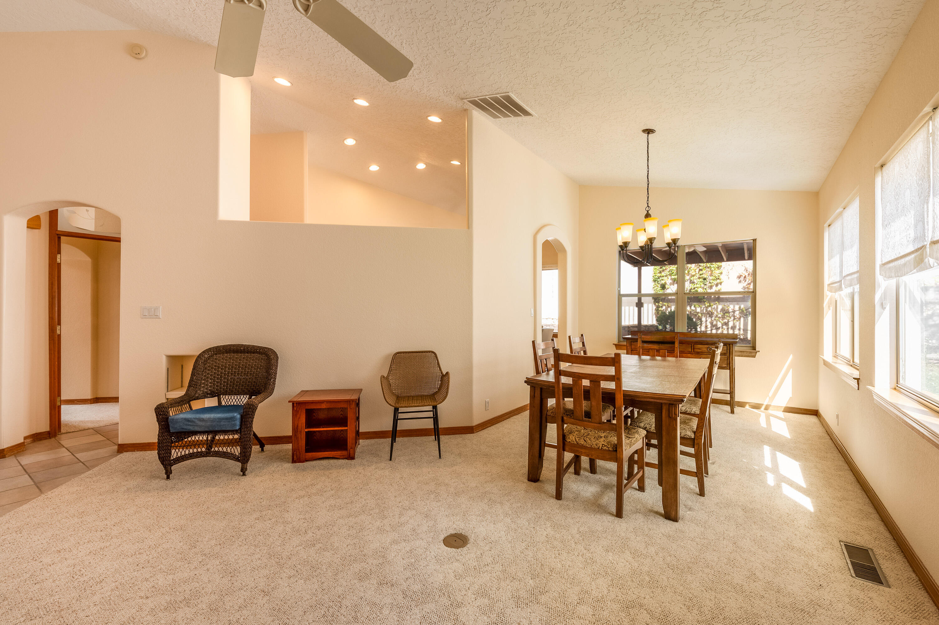 4924 SKYLINE VIEW Court NE