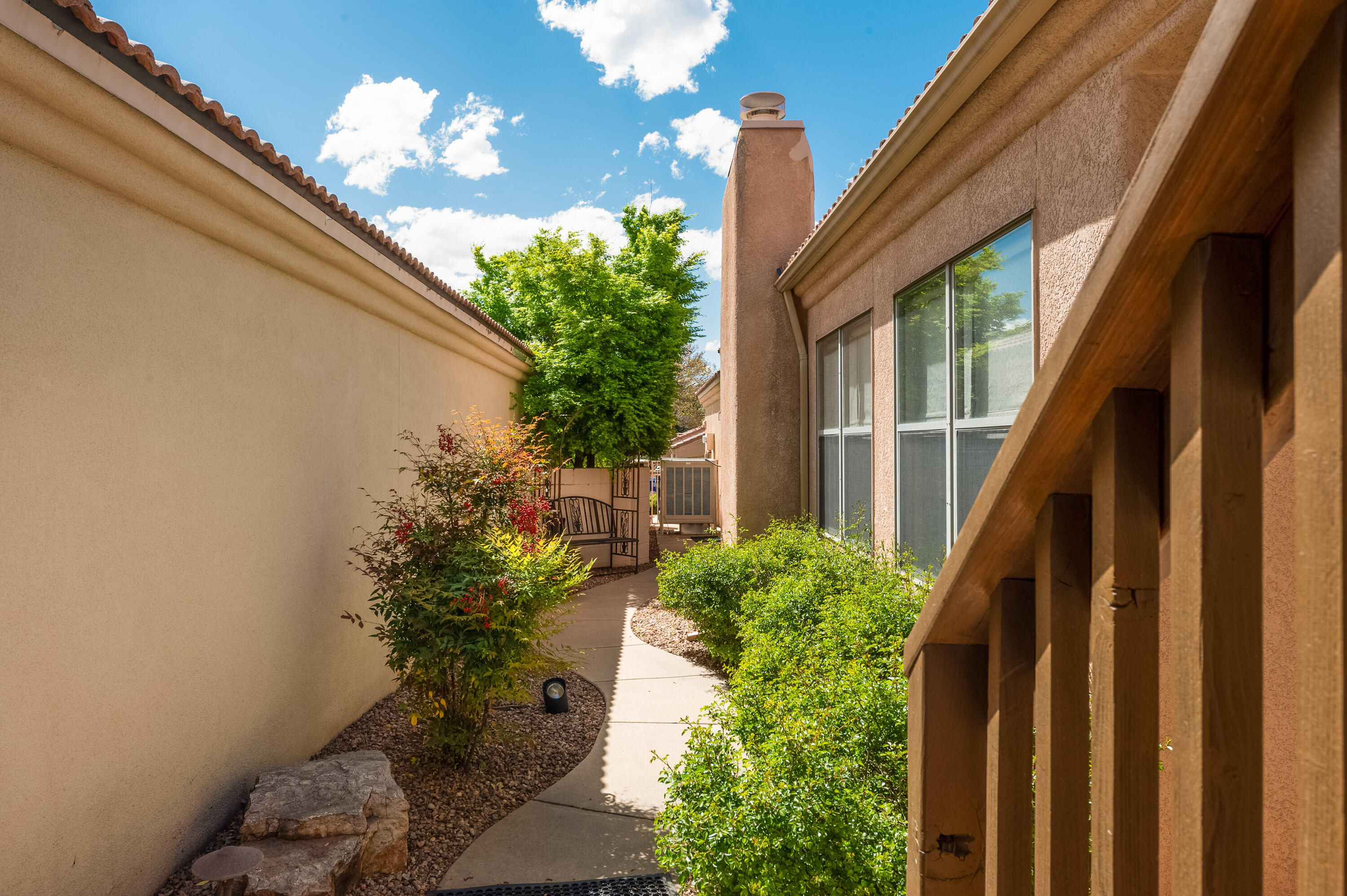 4924 SKYLINE VIEW Court NE