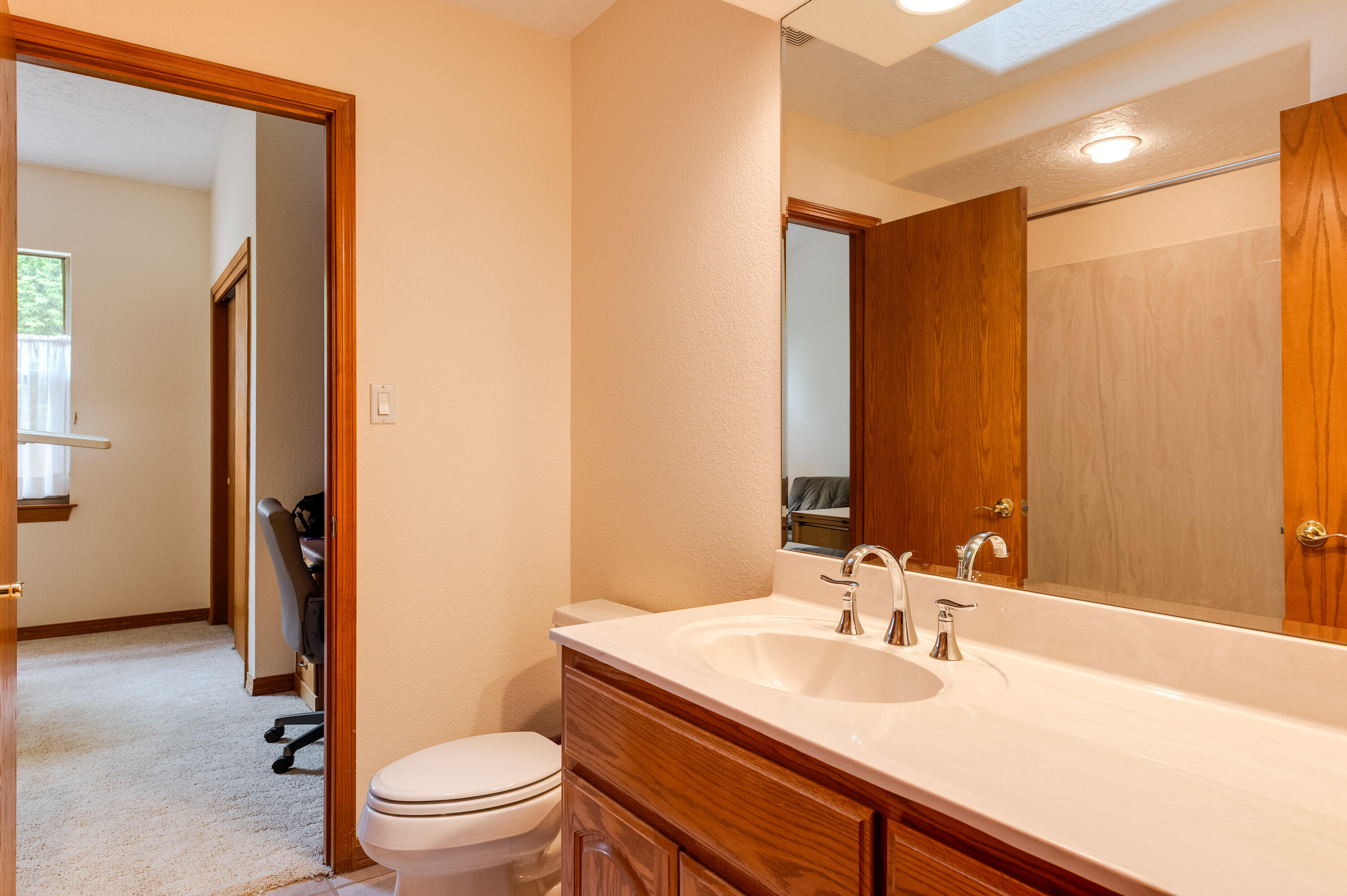 4924 SKYLINE VIEW Court NE