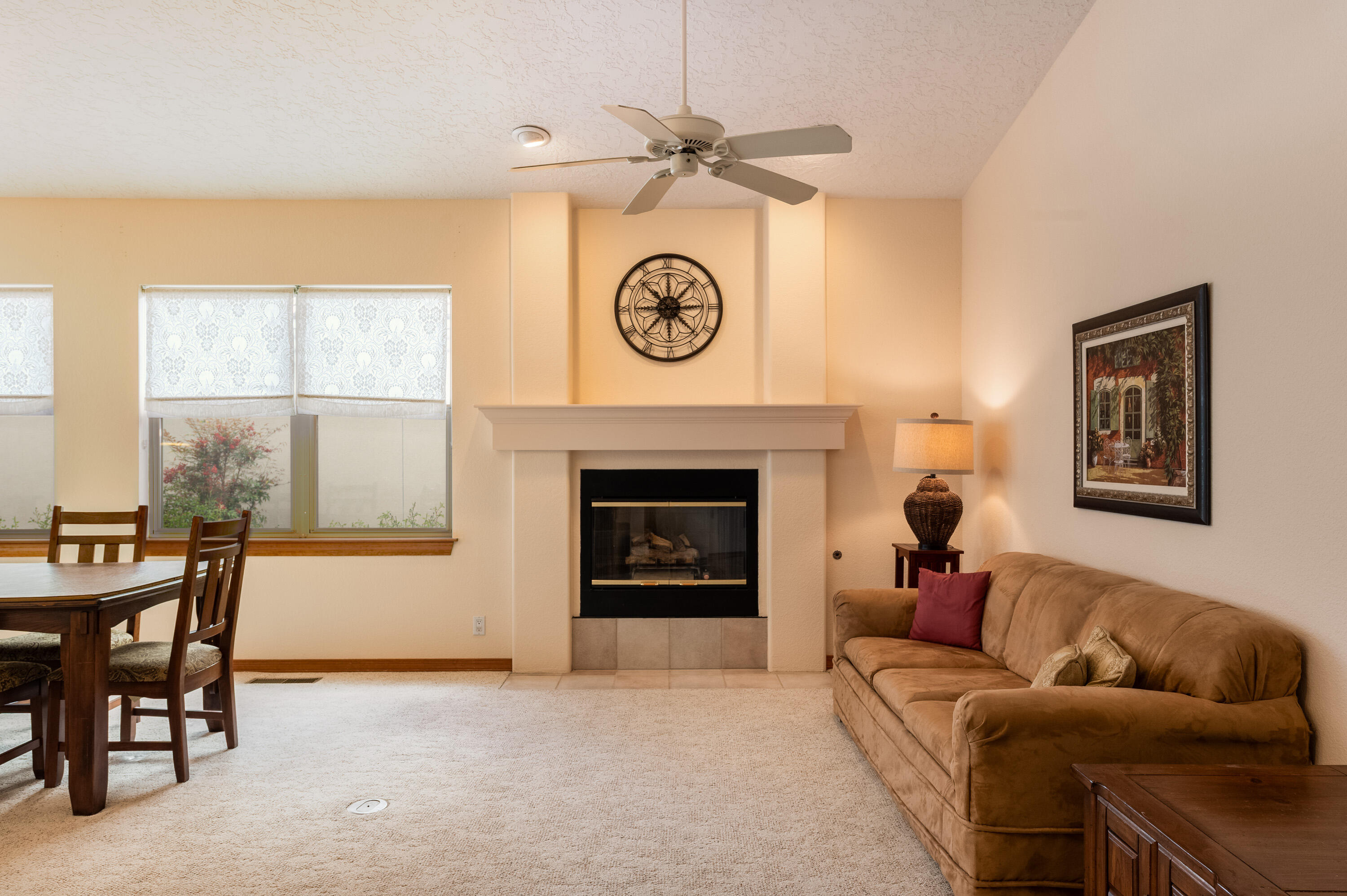 4924 SKYLINE VIEW Court NE