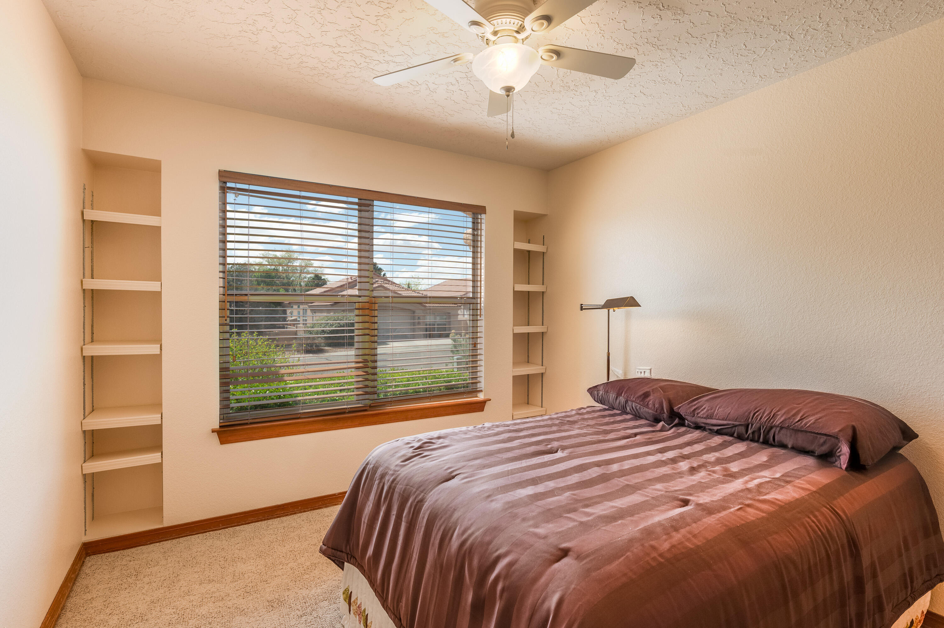 4924 SKYLINE VIEW Court NE