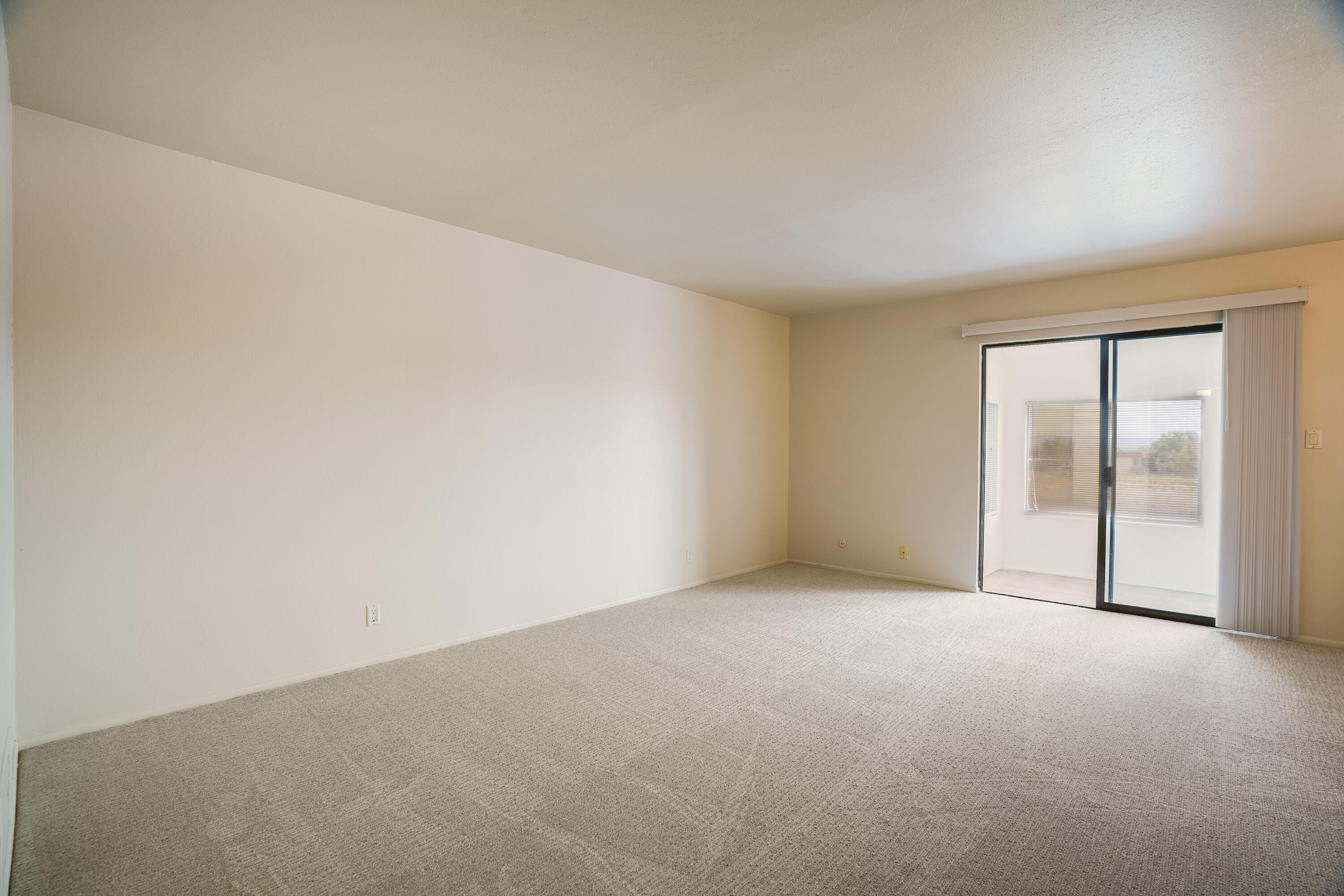 602 LAKEVIEW Circle SE G