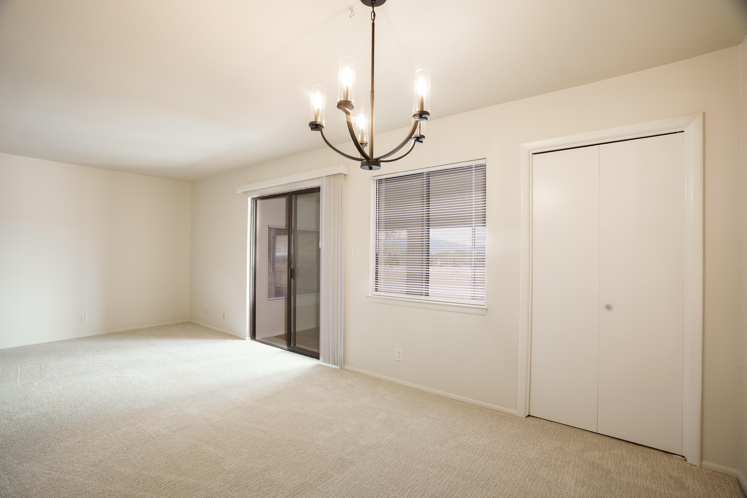 602 LAKEVIEW Circle SE G