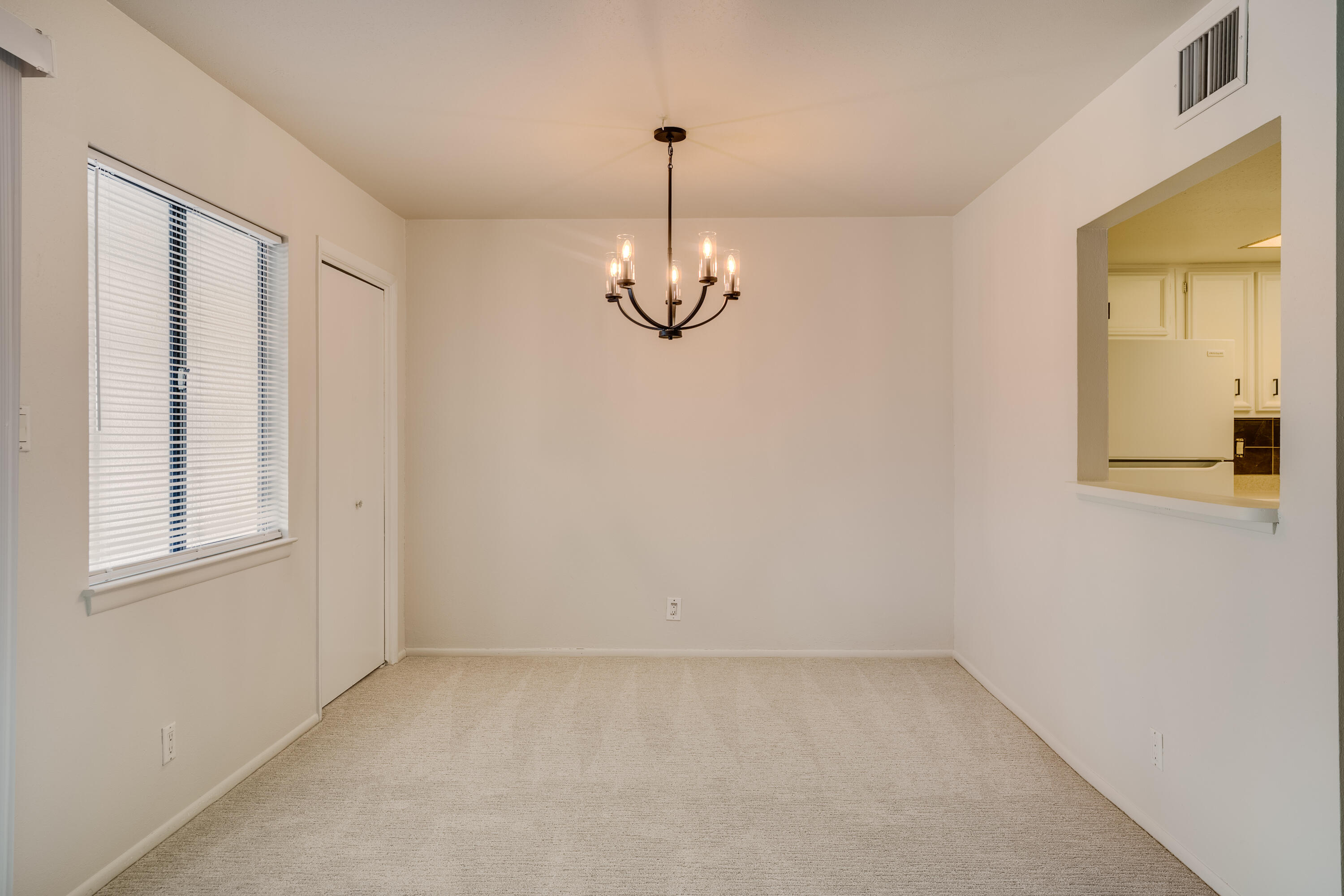 602 LAKEVIEW Circle SE G