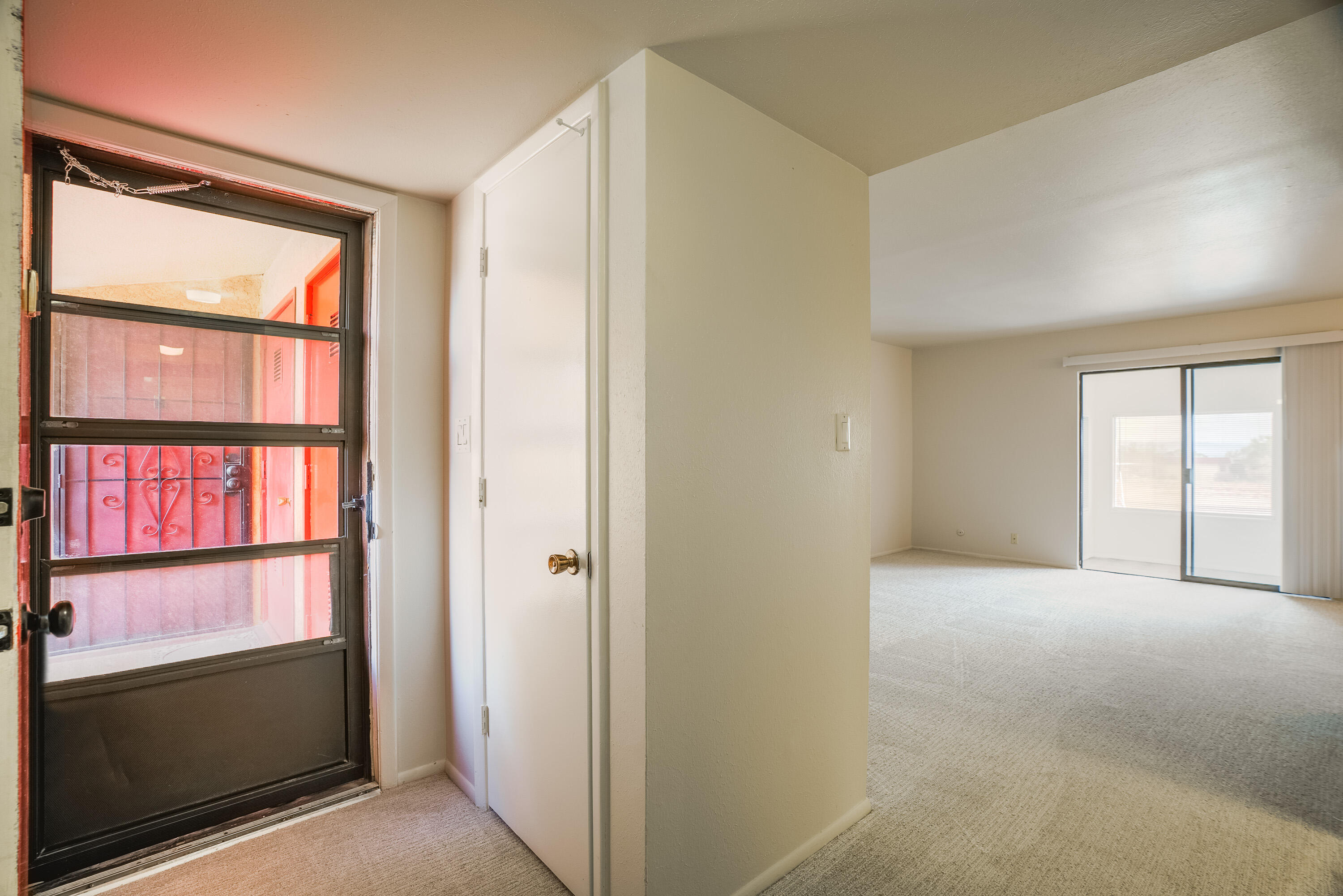 602 LAKEVIEW Circle SE G