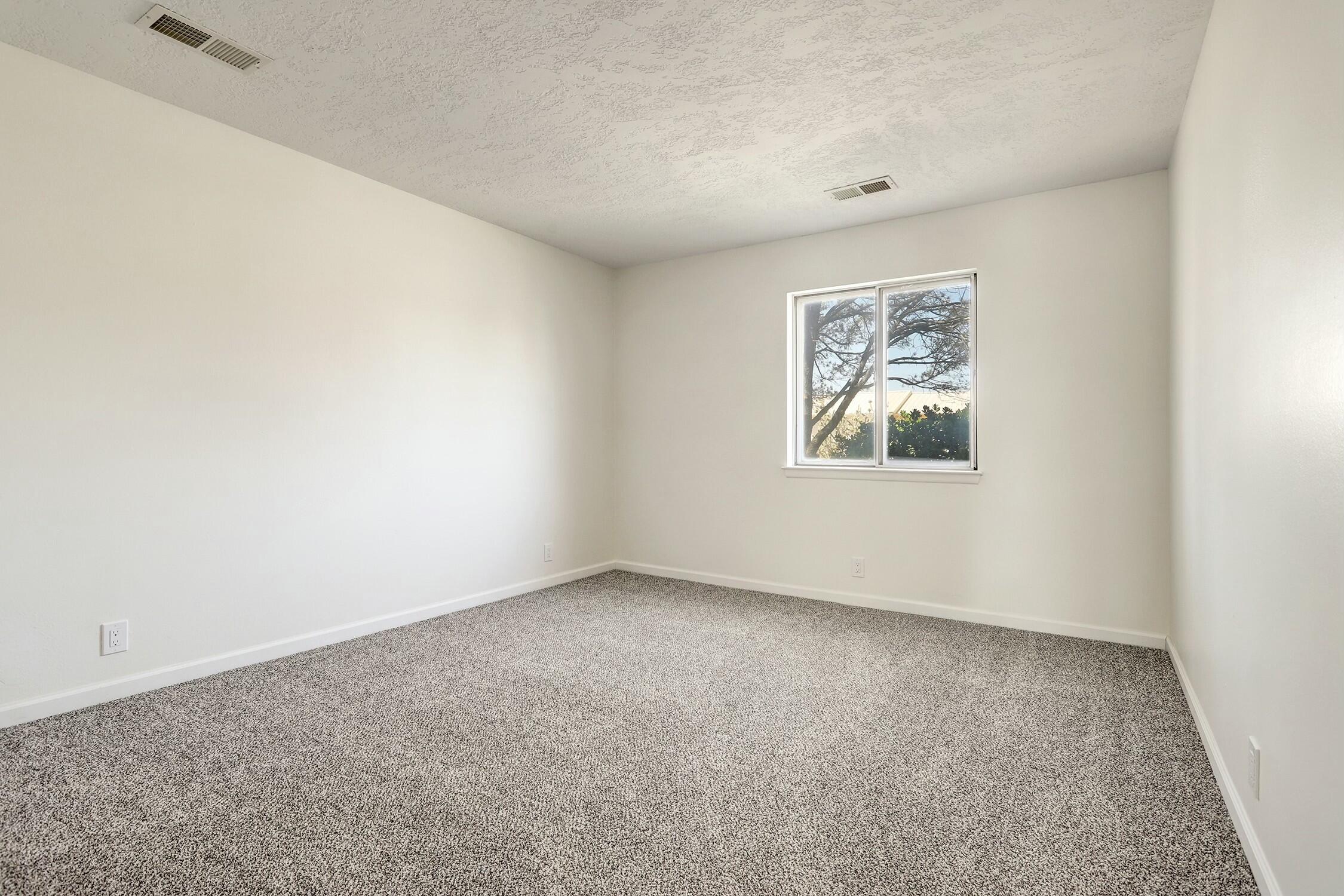 506 RINCON DE ROMOS Drive SE