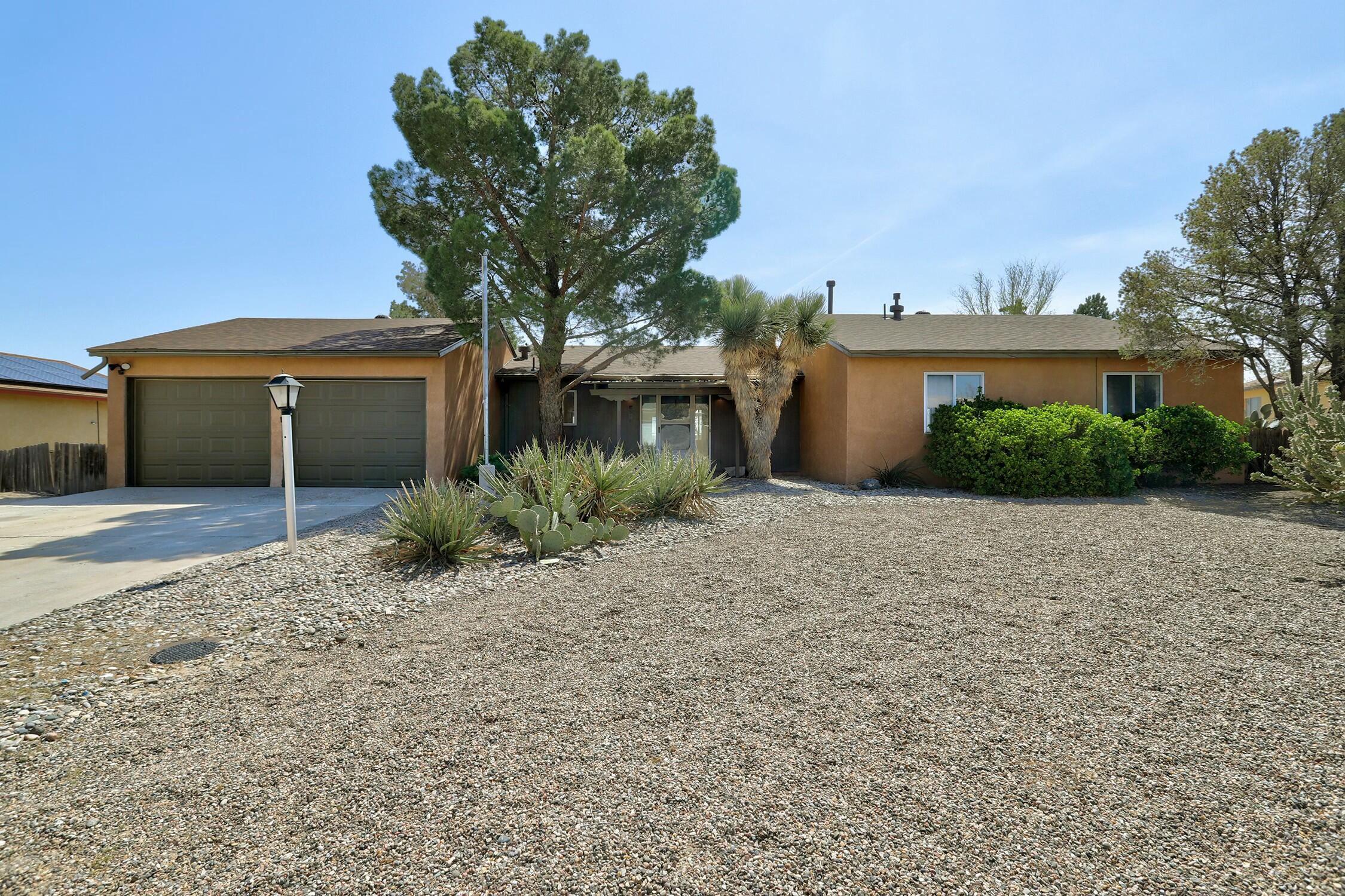 506 RINCON DE ROMOS Drive SE