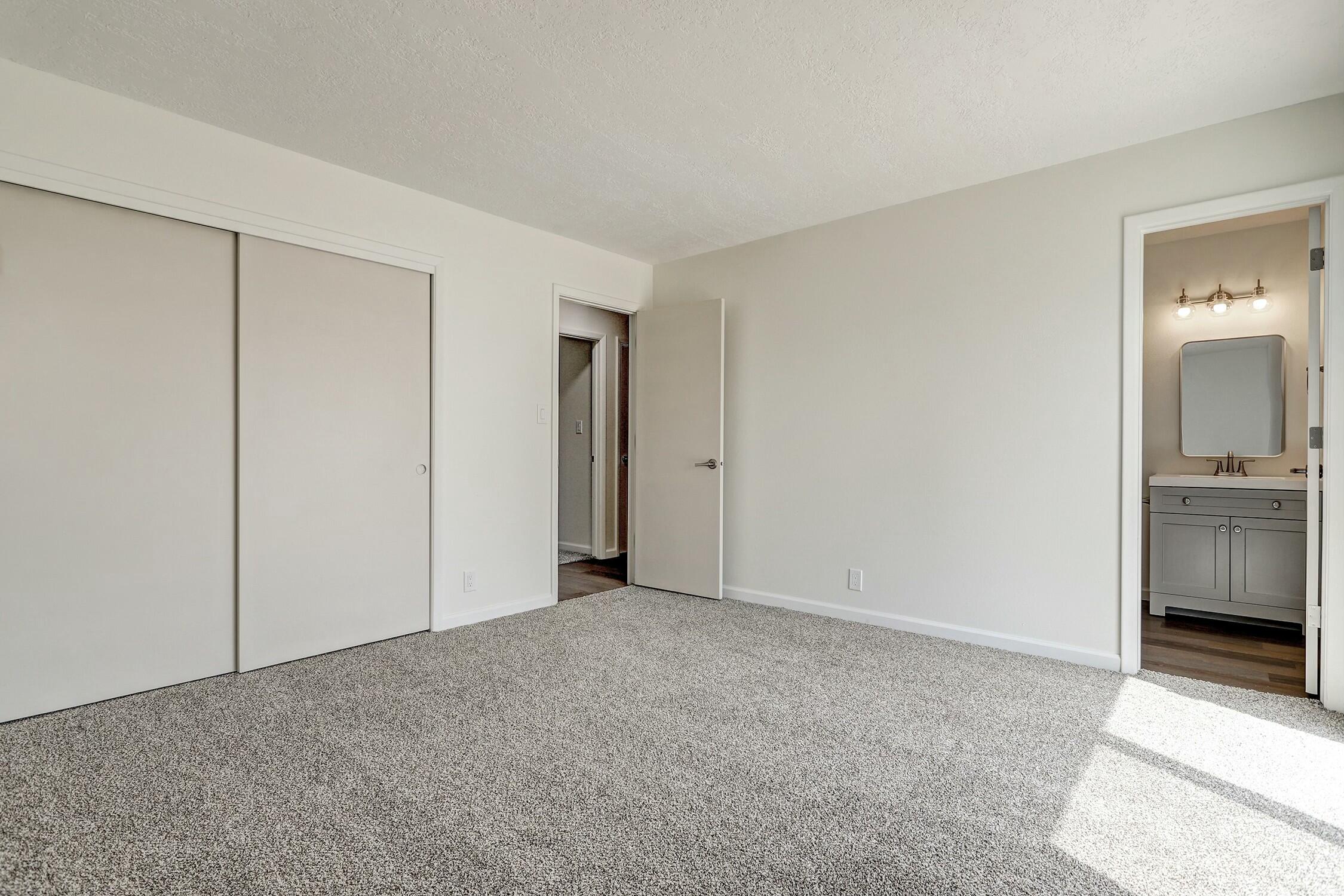 506 RINCON DE ROMOS Drive SE