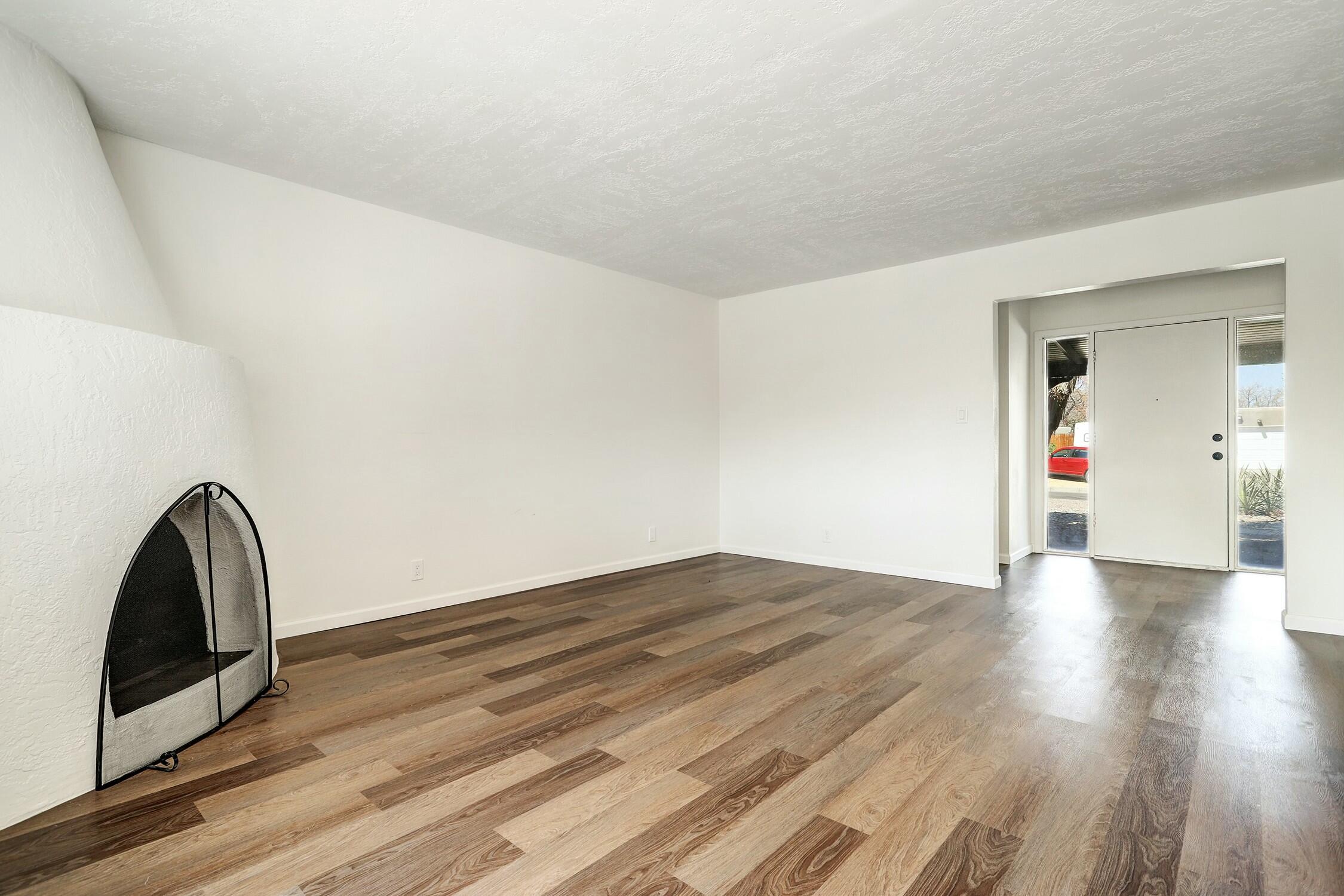 506 RINCON DE ROMOS Drive SE