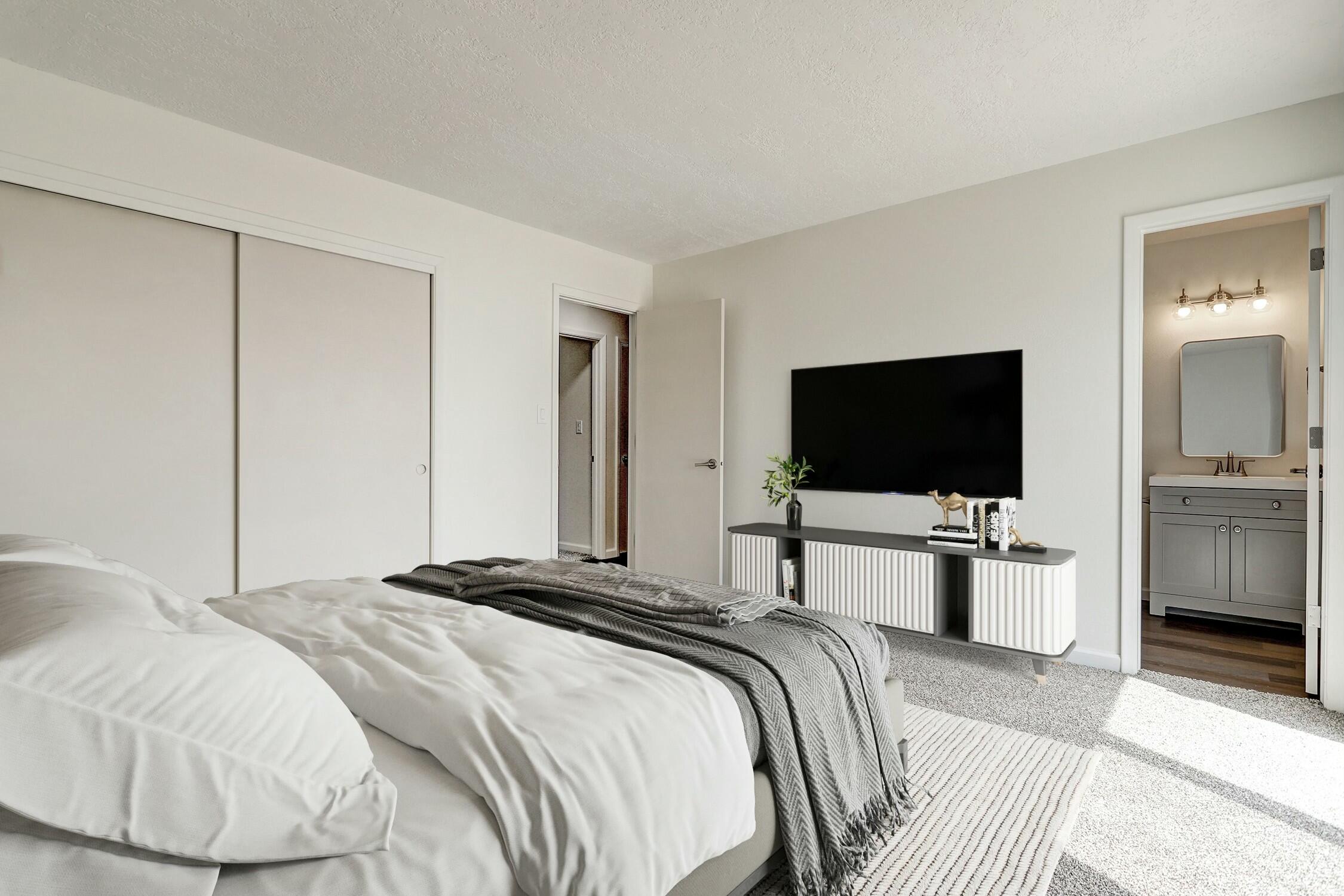 506 RINCON DE ROMOS Drive SE