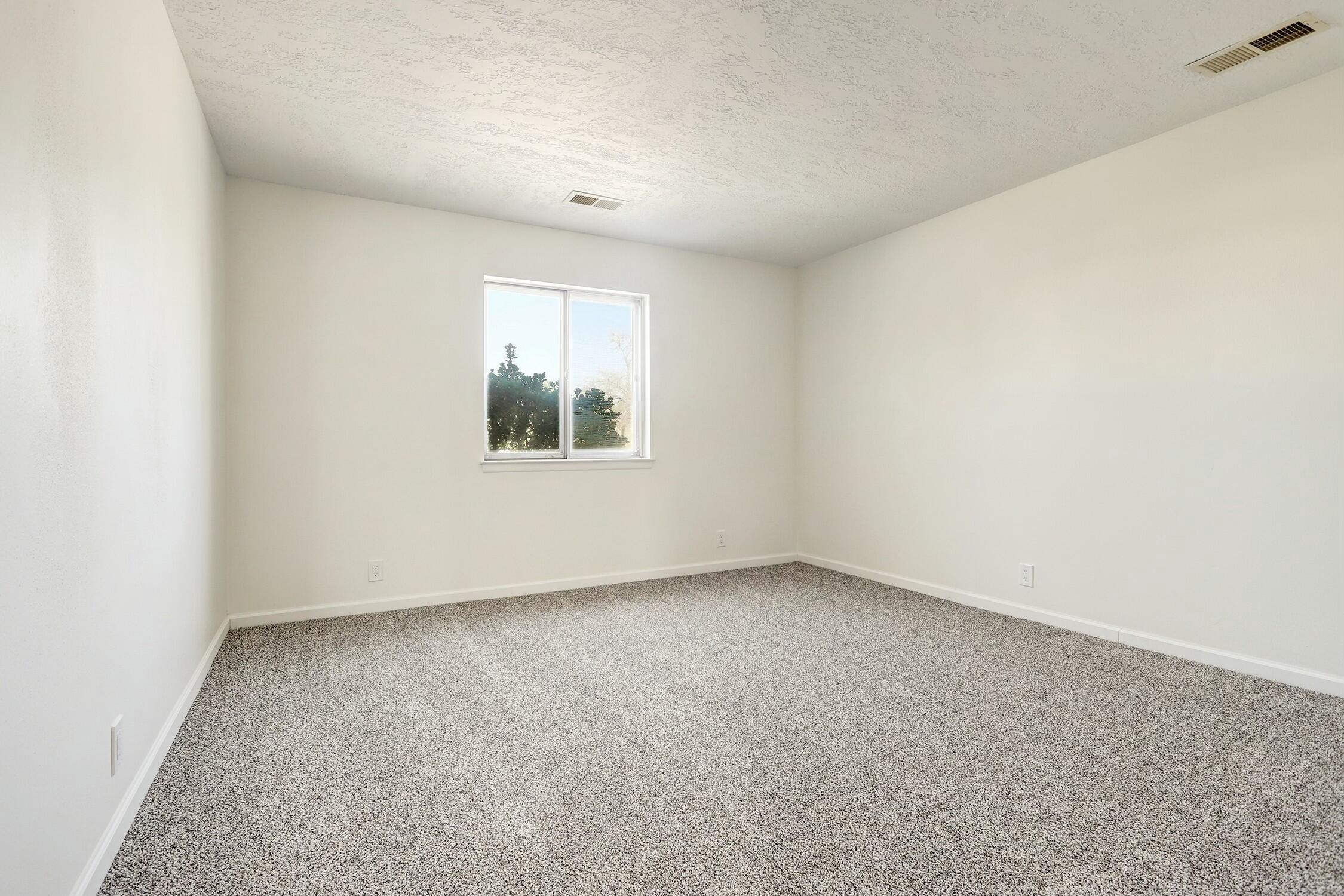 506 RINCON DE ROMOS Drive SE