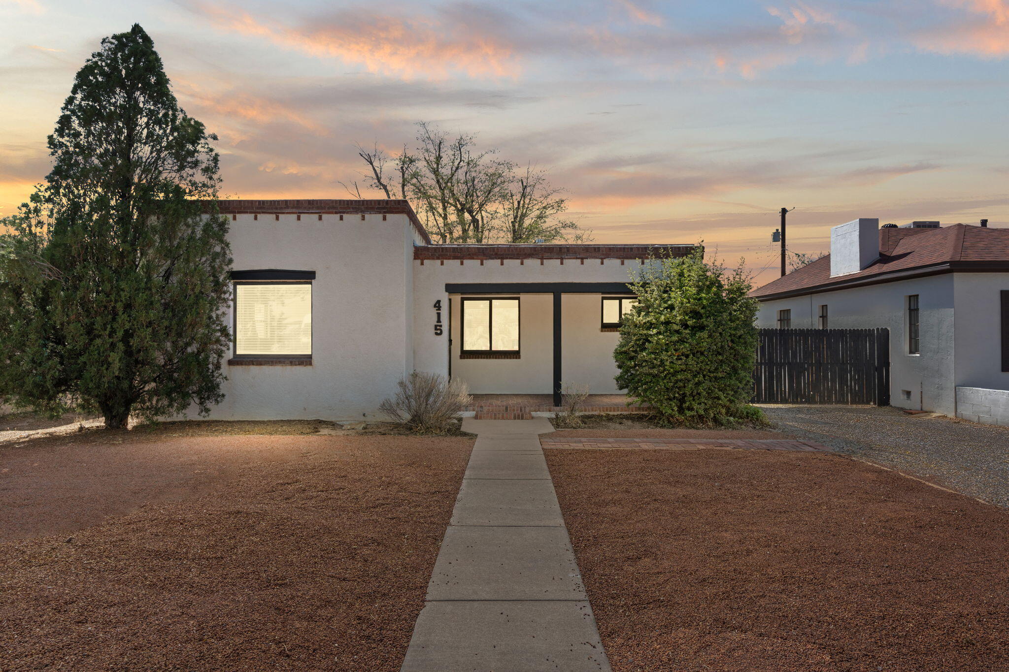 415 CARLISLE Boulevard NE