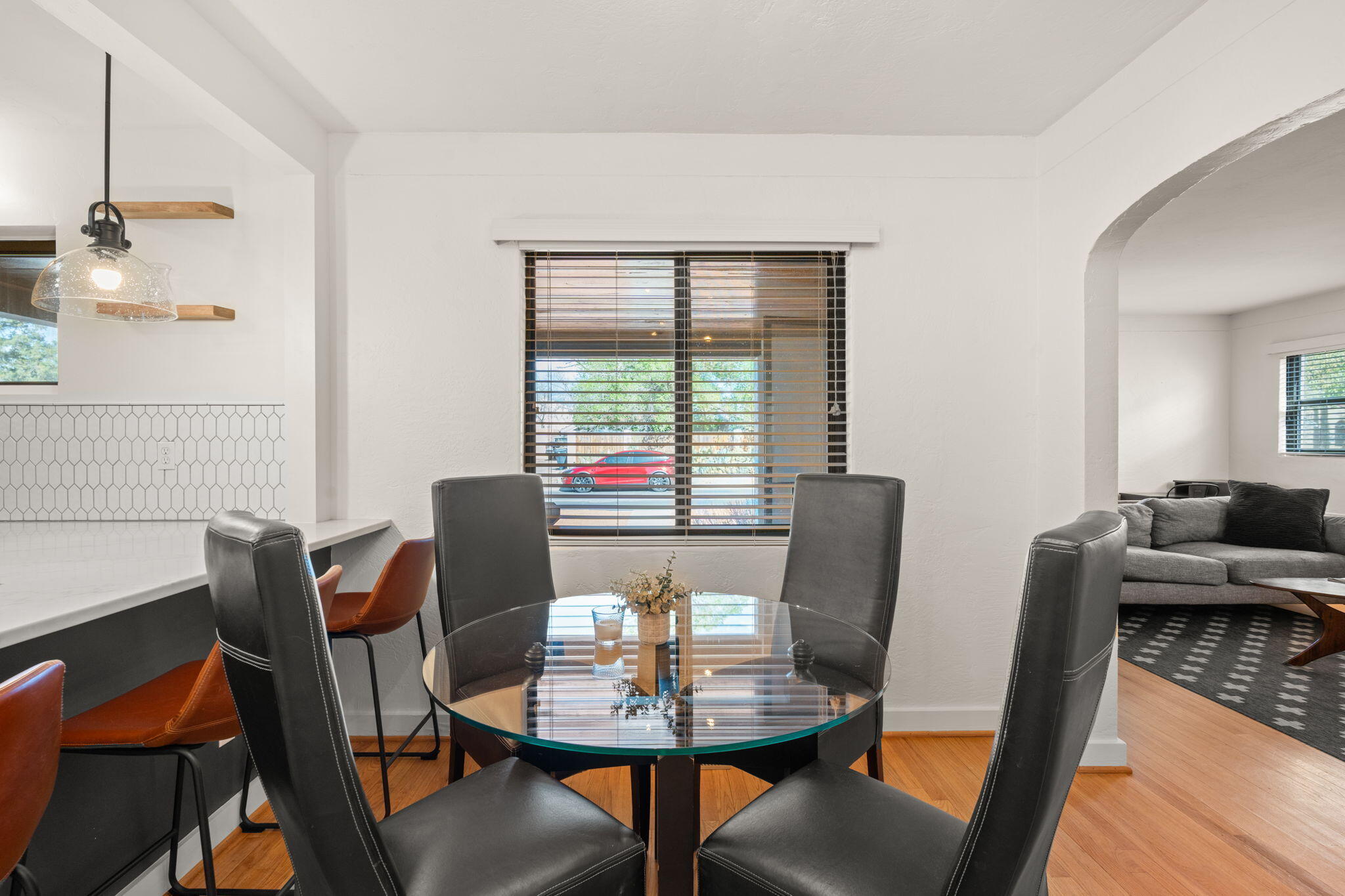 415 CARLISLE Boulevard NE