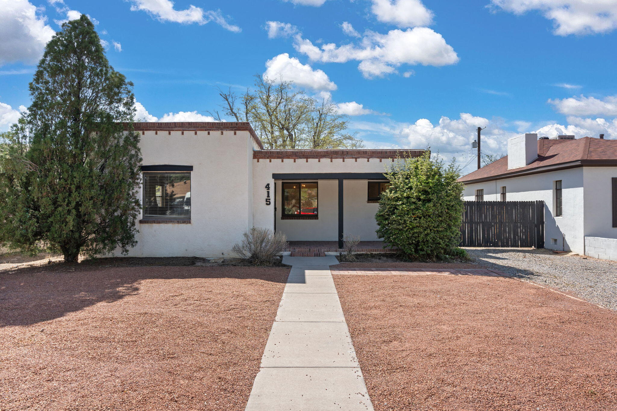 415 CARLISLE Boulevard NE