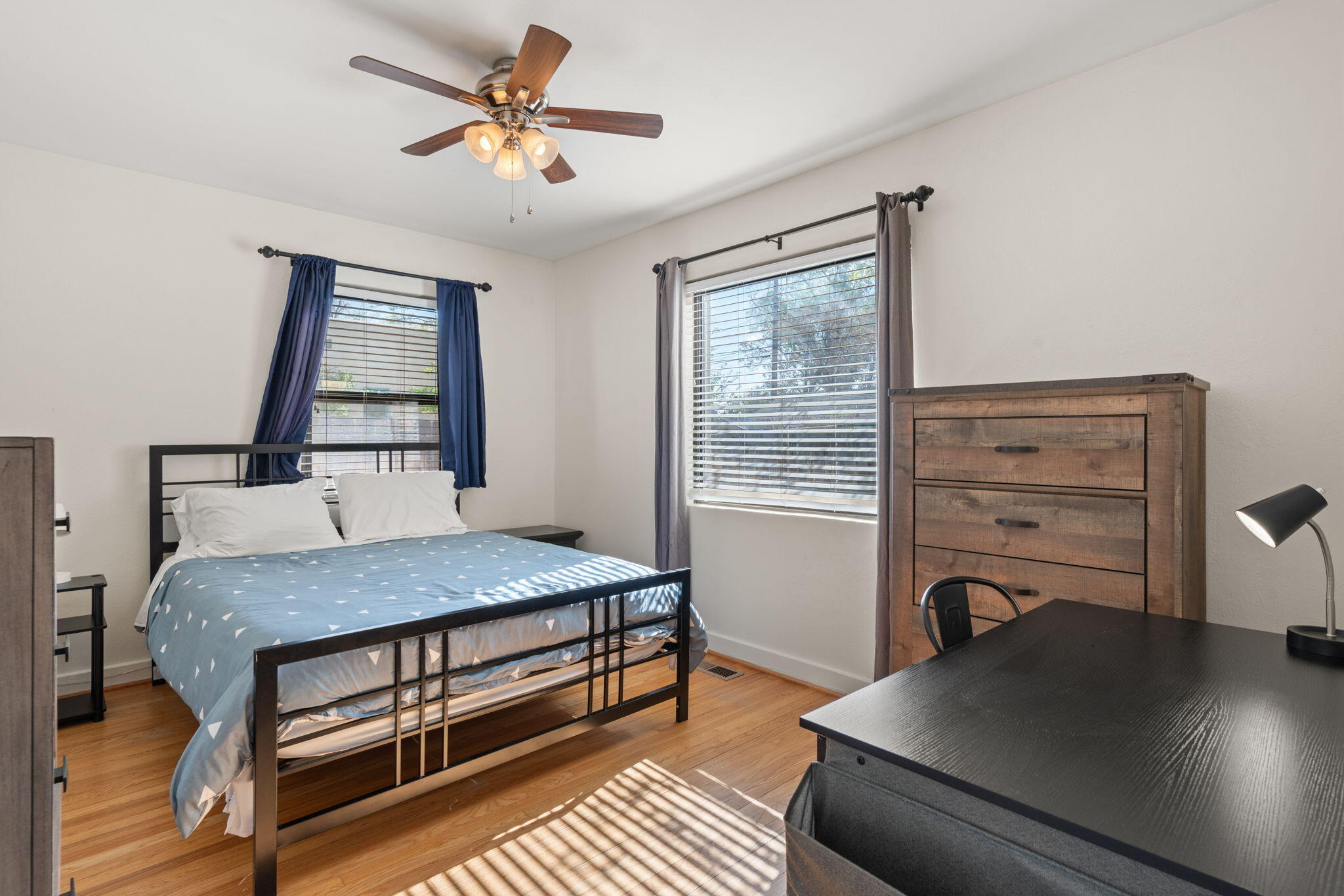 415 CARLISLE Boulevard NE