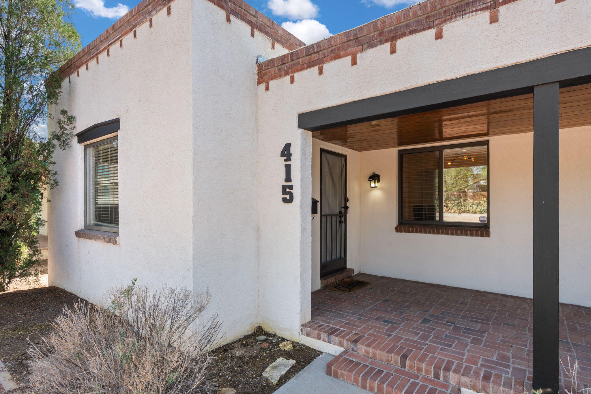 415 CARLISLE Boulevard NE