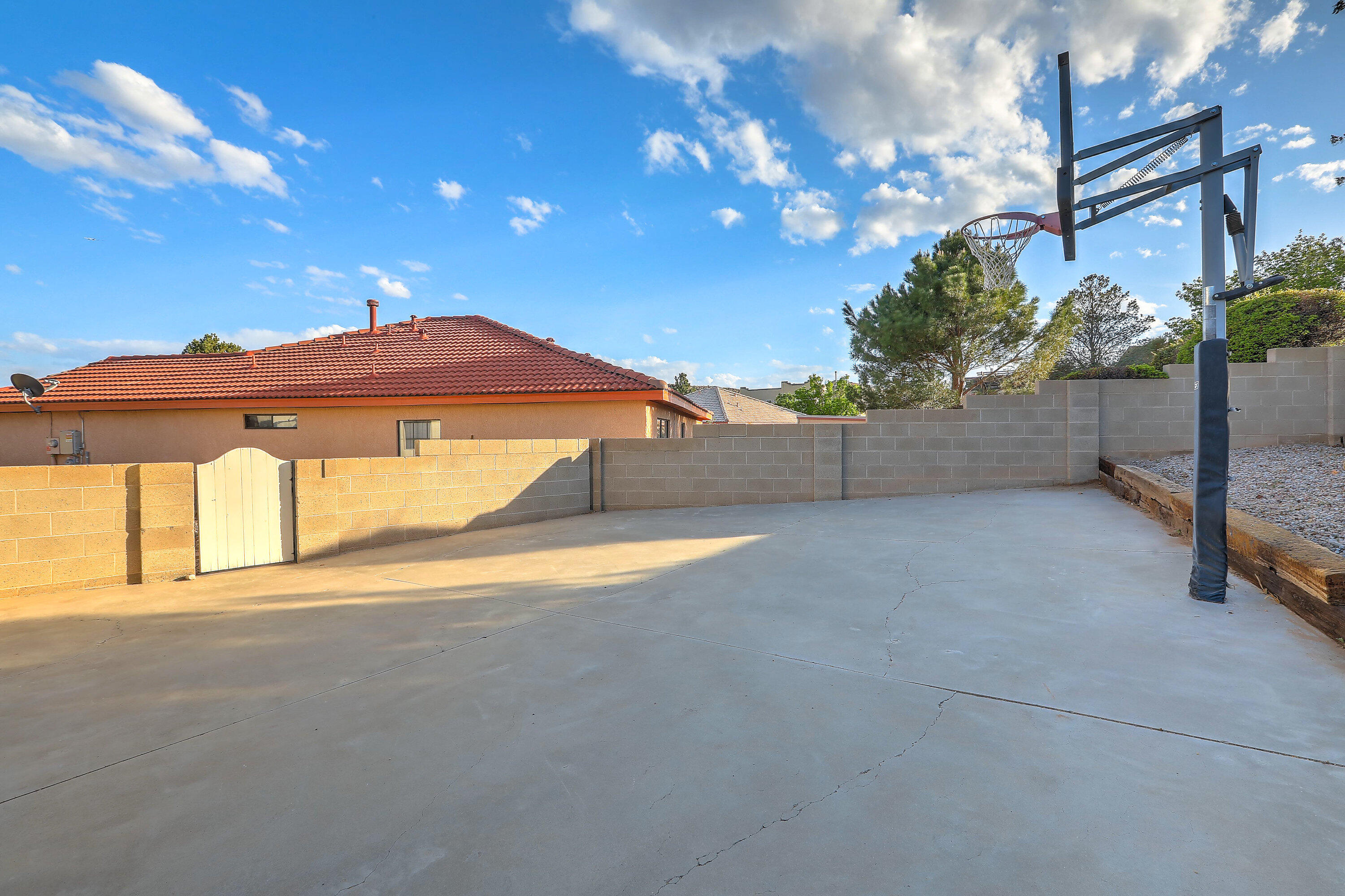 5009 SUNCUP Court NW